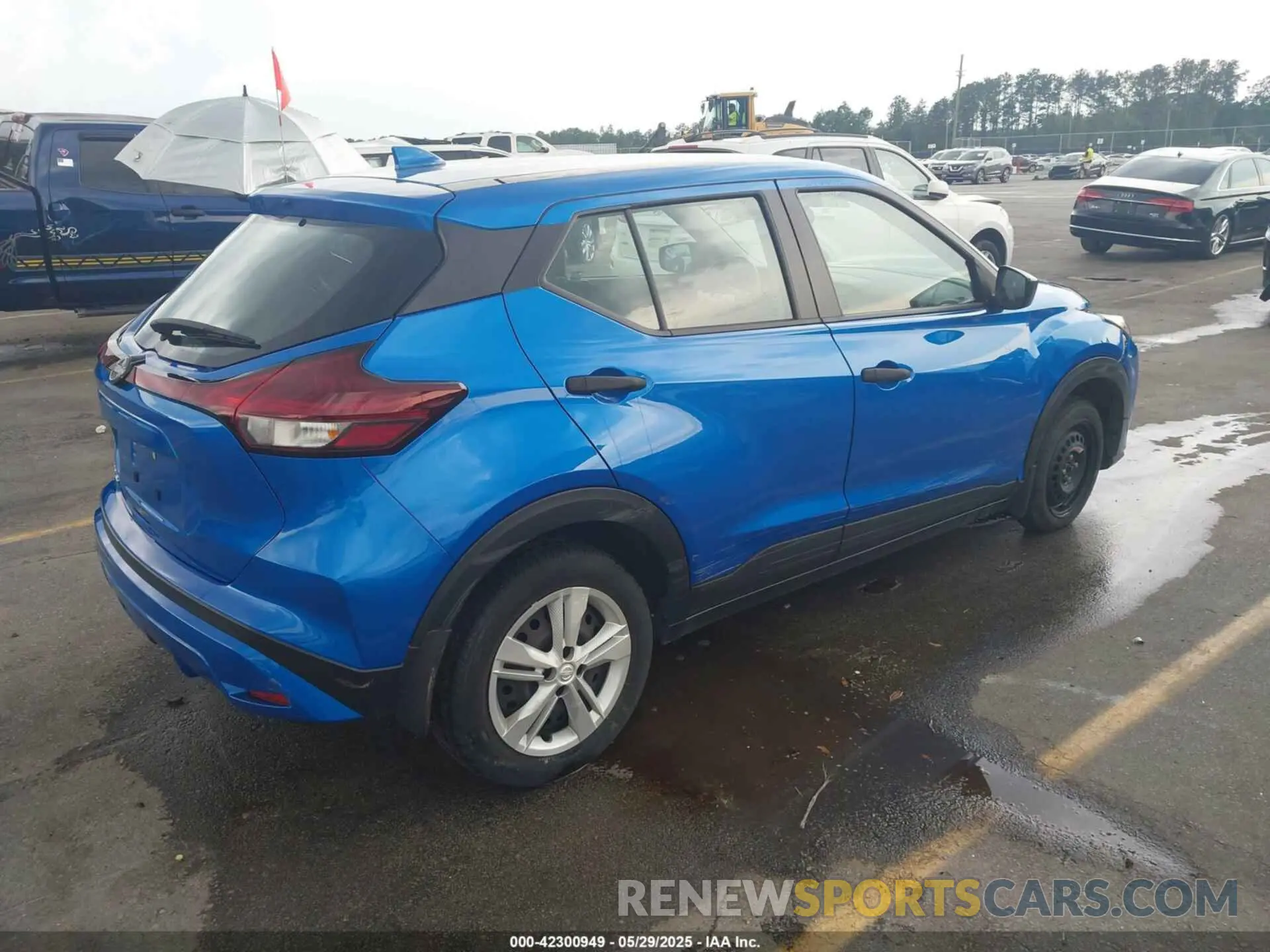 4 Photograph of a damaged car 3N1CP5BV7RL475386 NISSAN KICKS 2024