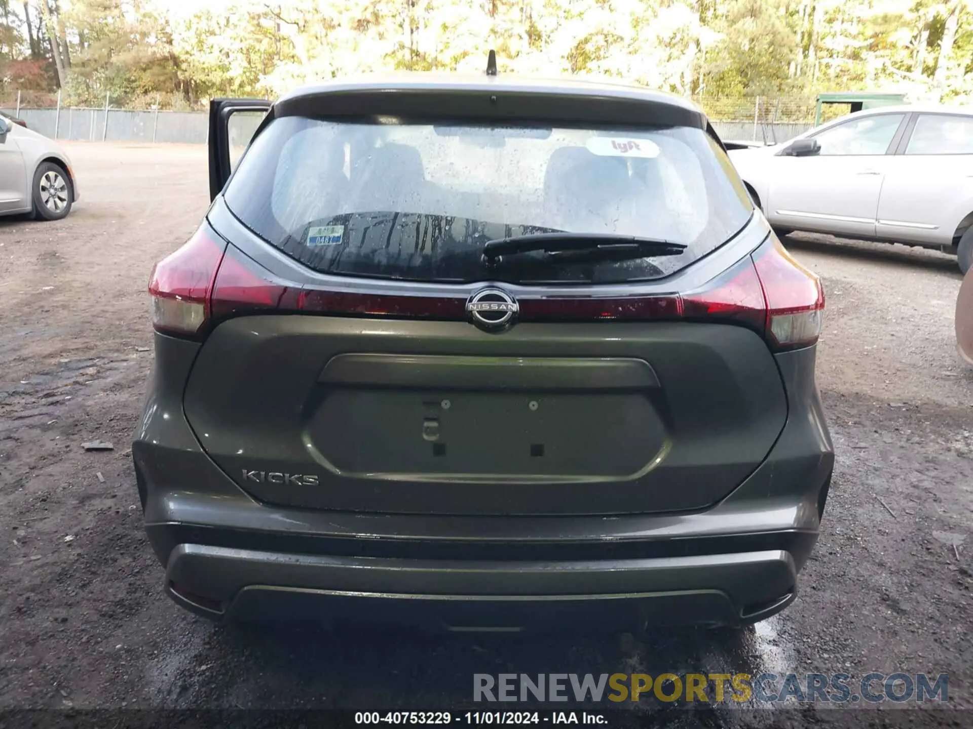 15 Photograph of a damaged car 3N1CP5BV7RL491068 NISSAN KICKS 2024