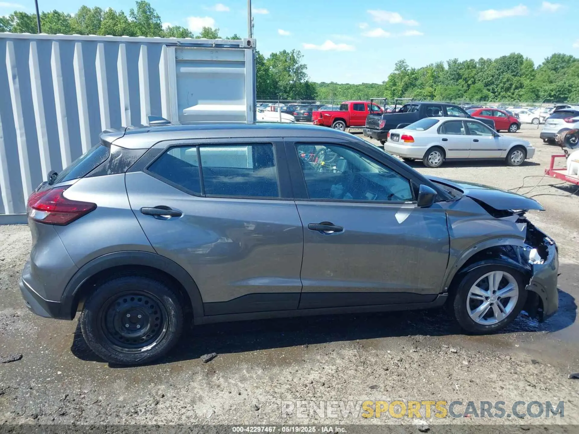 14 Photograph of a damaged car 3N1CP5BV7RL495539 NISSAN KICKS 2024