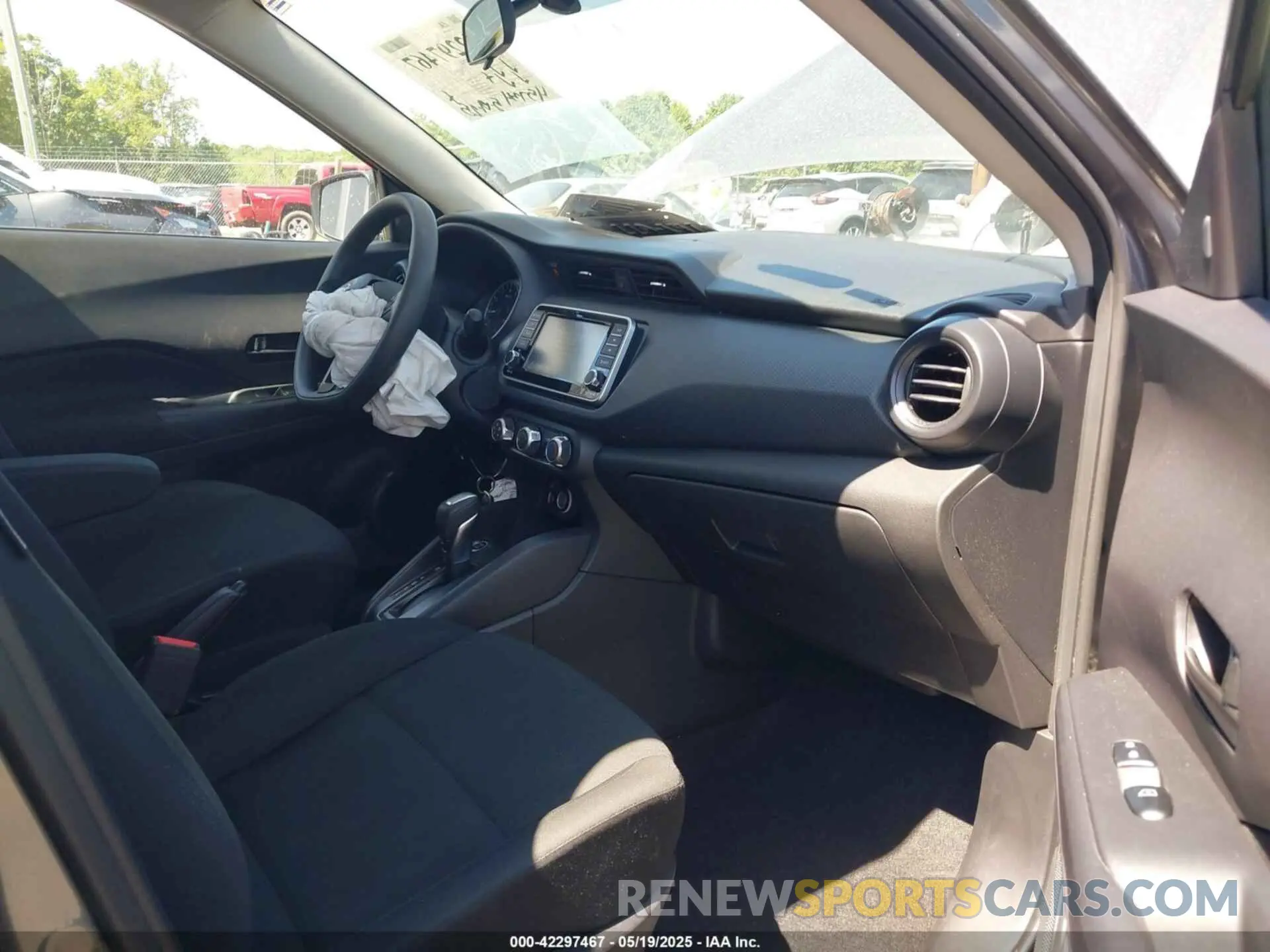 5 Photograph of a damaged car 3N1CP5BV7RL495539 NISSAN KICKS 2024