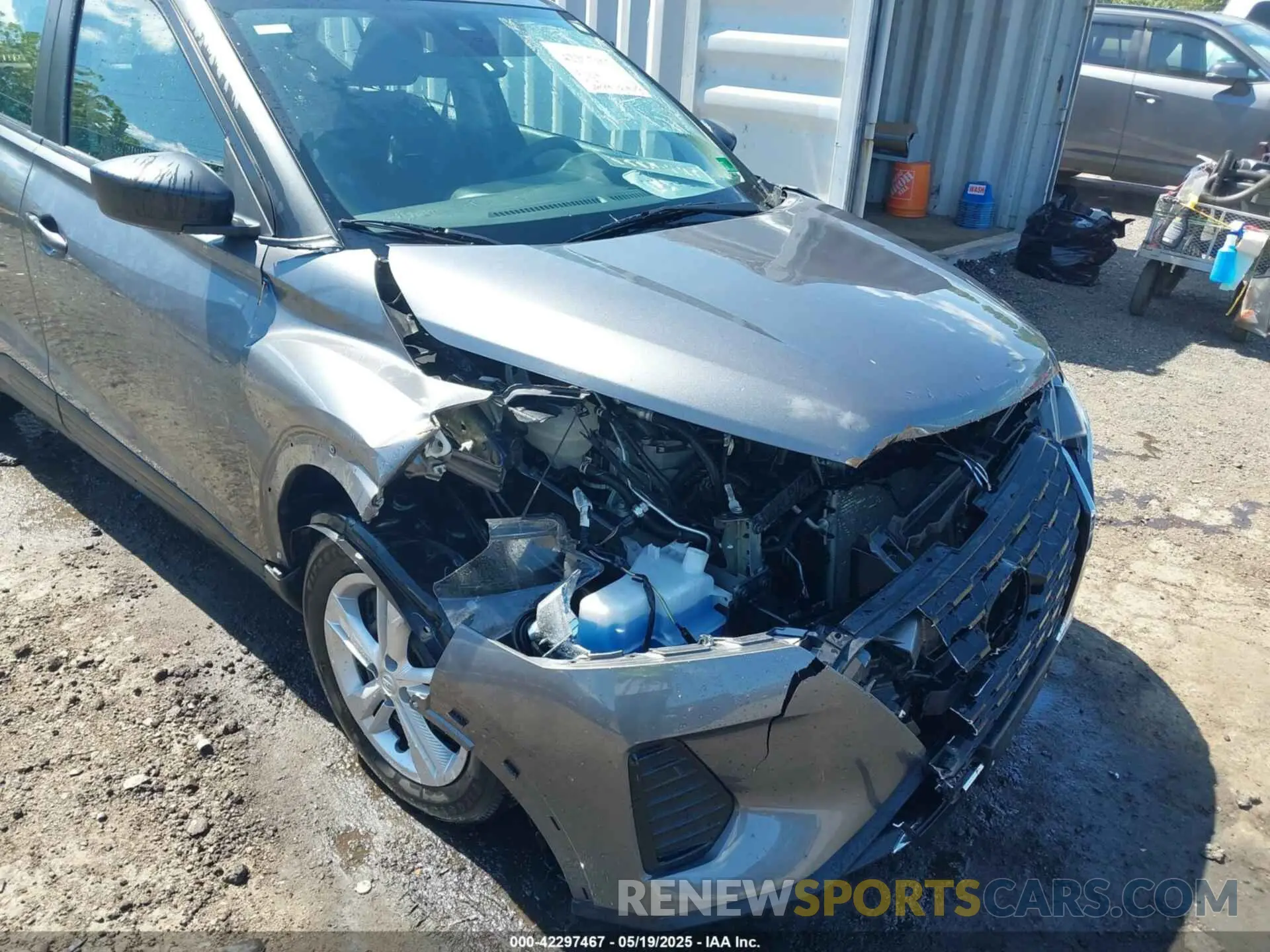 6 Photograph of a damaged car 3N1CP5BV7RL495539 NISSAN KICKS 2024