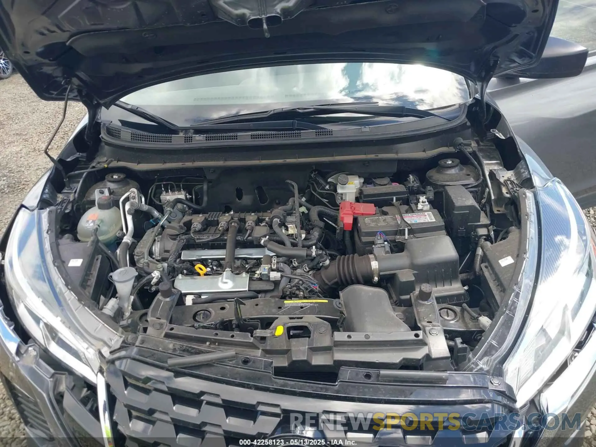 10 Photograph of a damaged car 3N1CP5BV7RL502652 NISSAN KICKS 2024