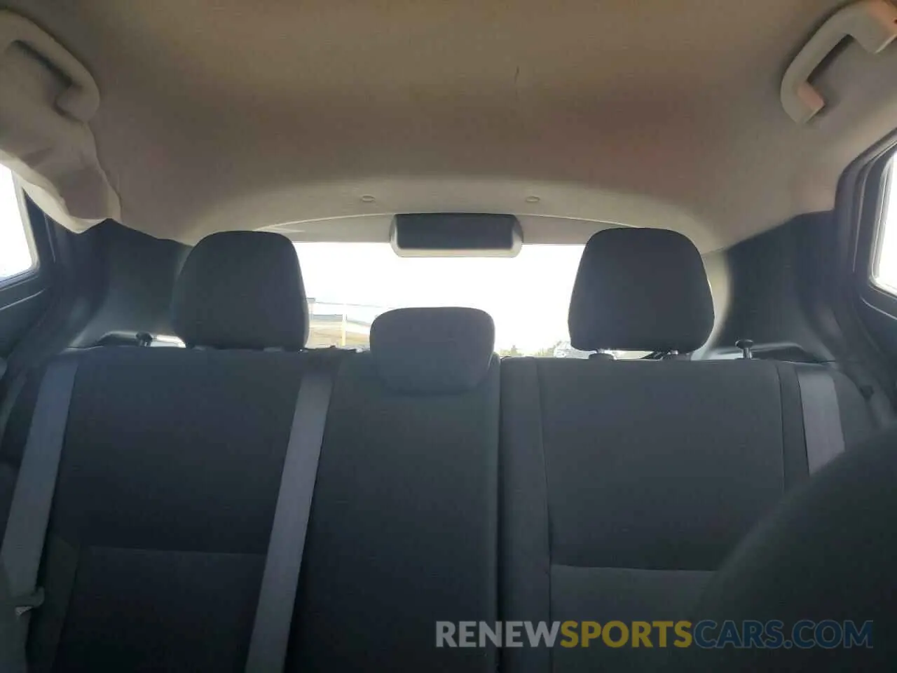 10 Photograph of a damaged car 3N1CP5BV7RL513523 NISSAN KICKS 2024