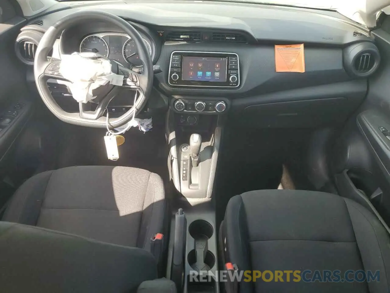 8 Photograph of a damaged car 3N1CP5BV7RL513523 NISSAN KICKS 2024