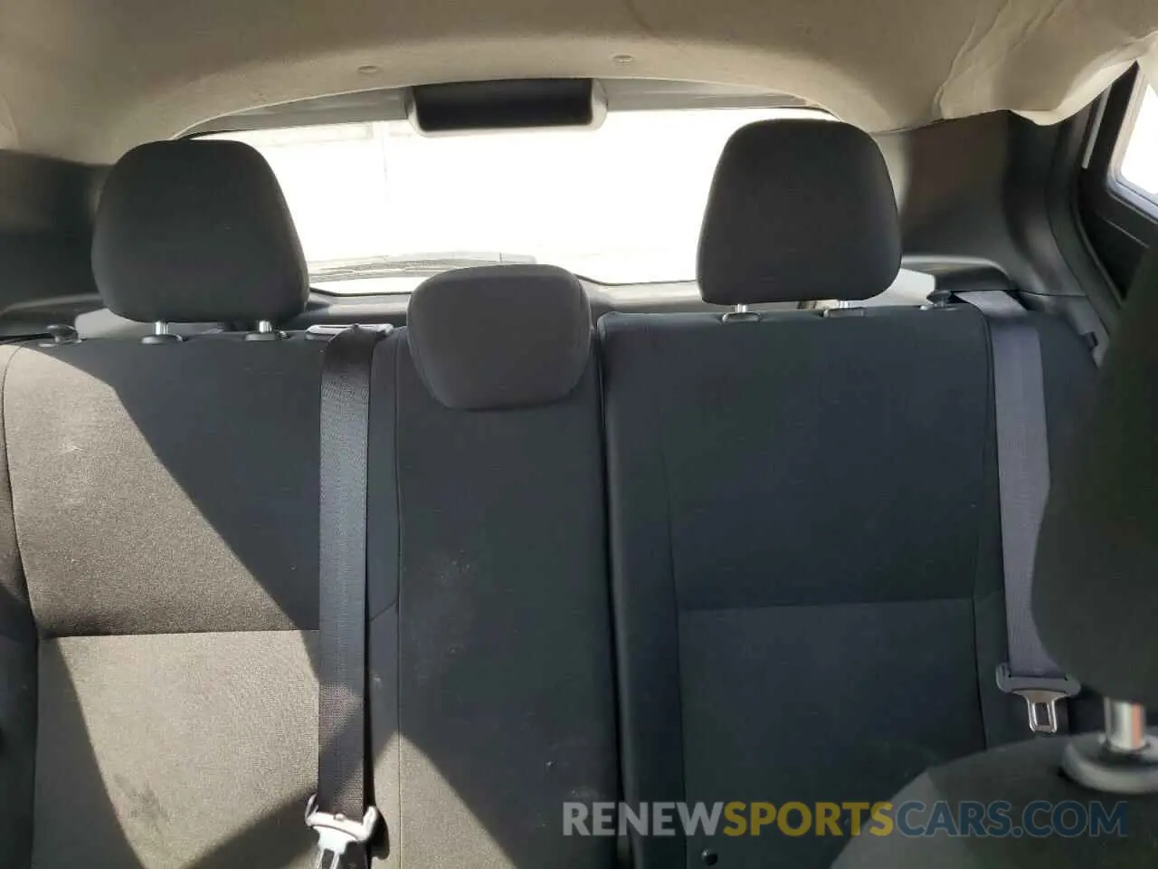 10 Photograph of a damaged car 3N1CP5BV7RL582650 NISSAN KICKS 2024