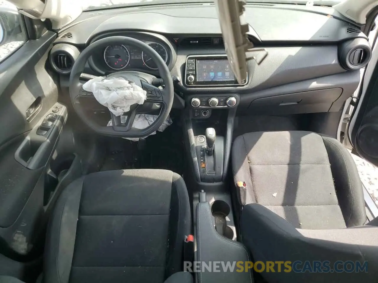 8 Photograph of a damaged car 3N1CP5BV7RL582650 NISSAN KICKS 2024