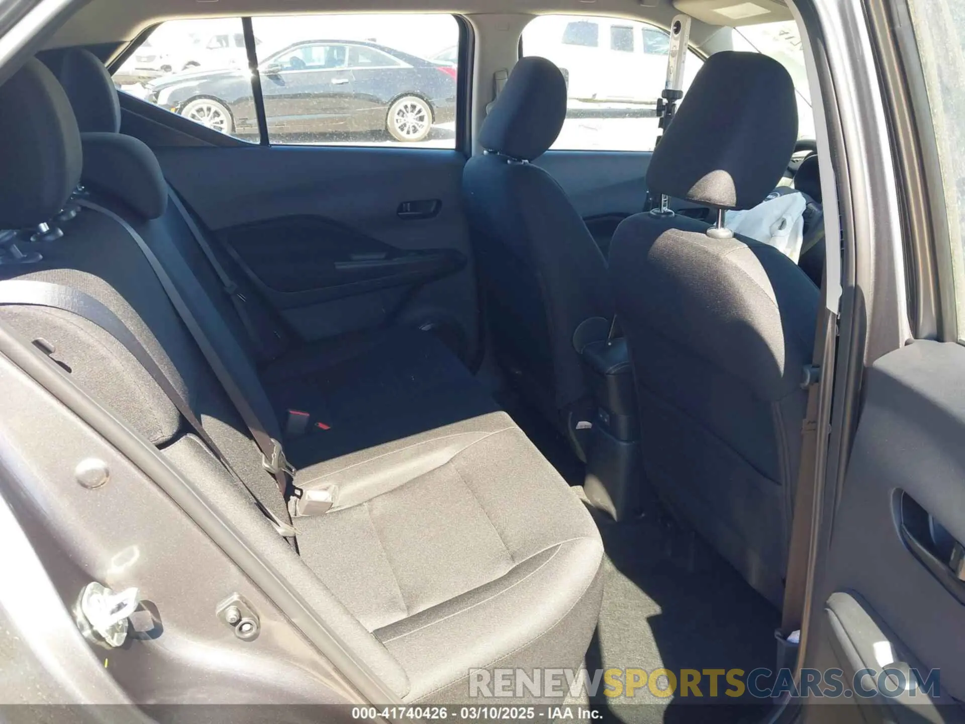 8 Photograph of a damaged car 3N1CP5BV7RL593700 NISSAN KICKS 2024