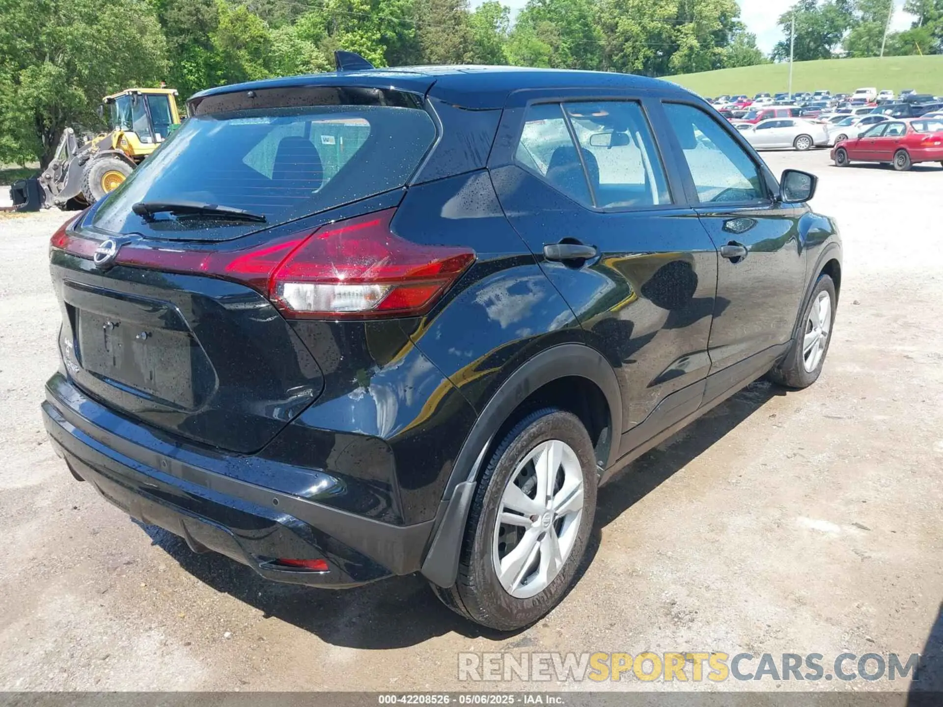 4 Photograph of a damaged car 3N1CP5BV8RL498577 NISSAN KICKS 2024