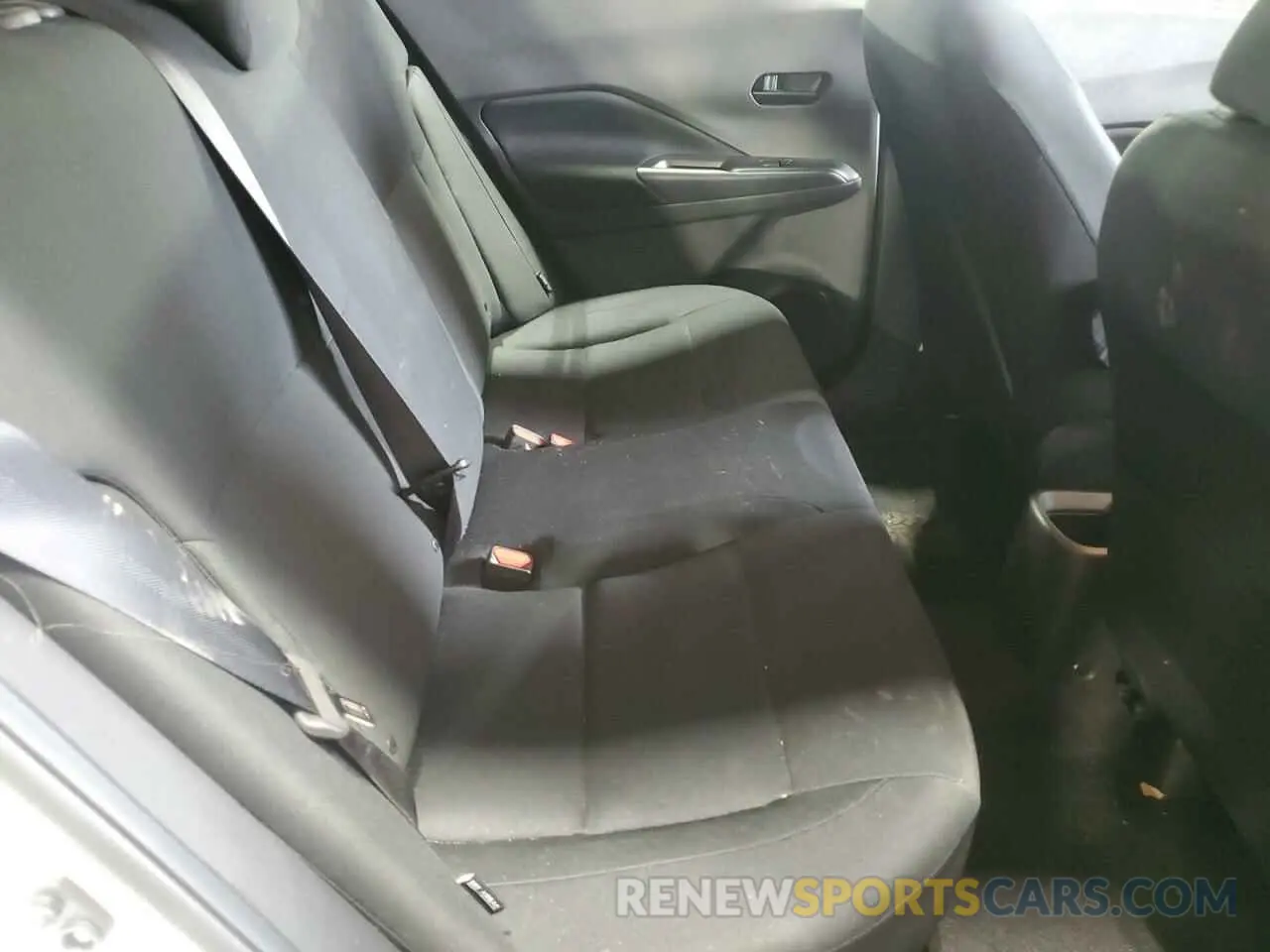 11 Photograph of a damaged car 3N1CP5BV8RL512039 NISSAN KICKS 2024