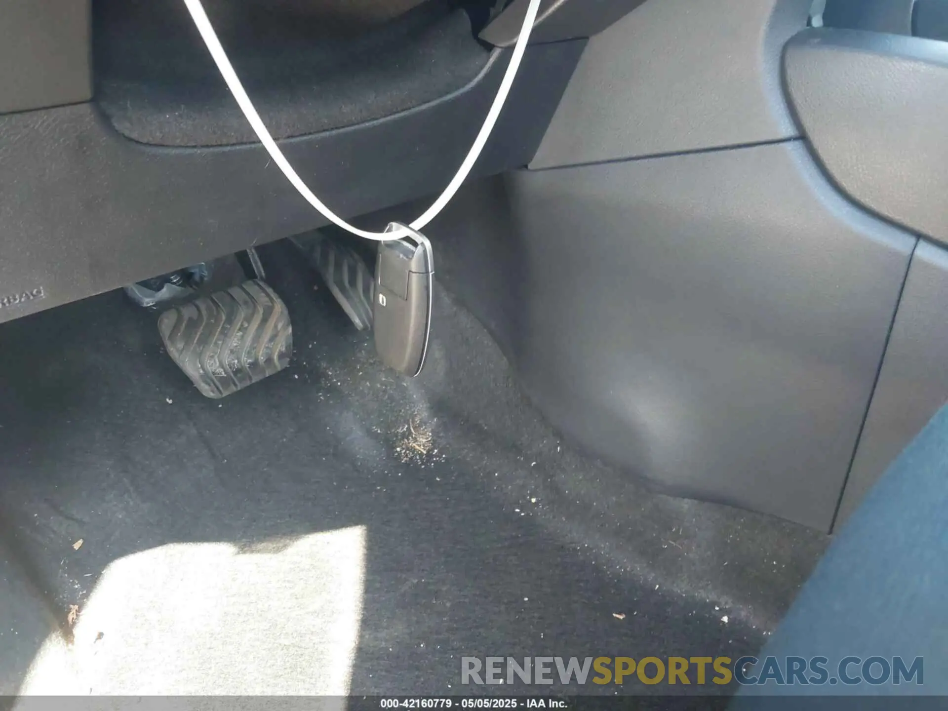 11 Photograph of a damaged car 3N1CP5BV8RL517757 NISSAN KICKS 2024