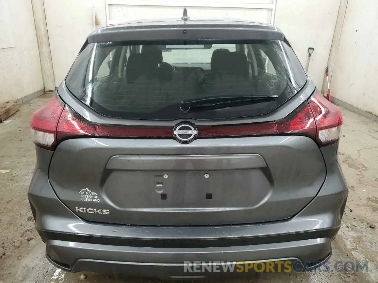 6 Photograph of a damaged car 3N1CP5BV8RL542027 NISSAN KICKS 2024