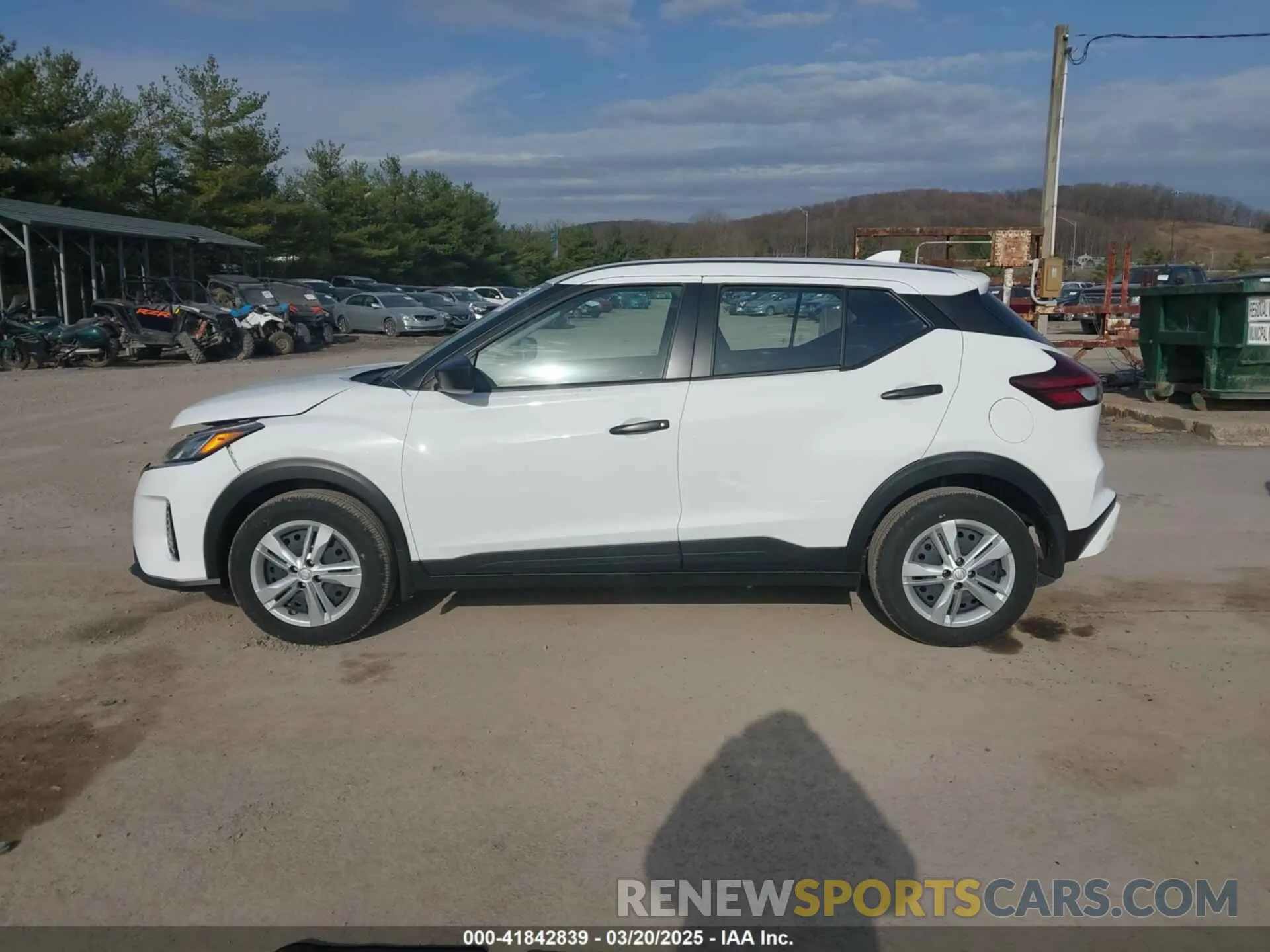 15 Photograph of a damaged car 3N1CP5BV8RL552248 NISSAN KICKS 2024