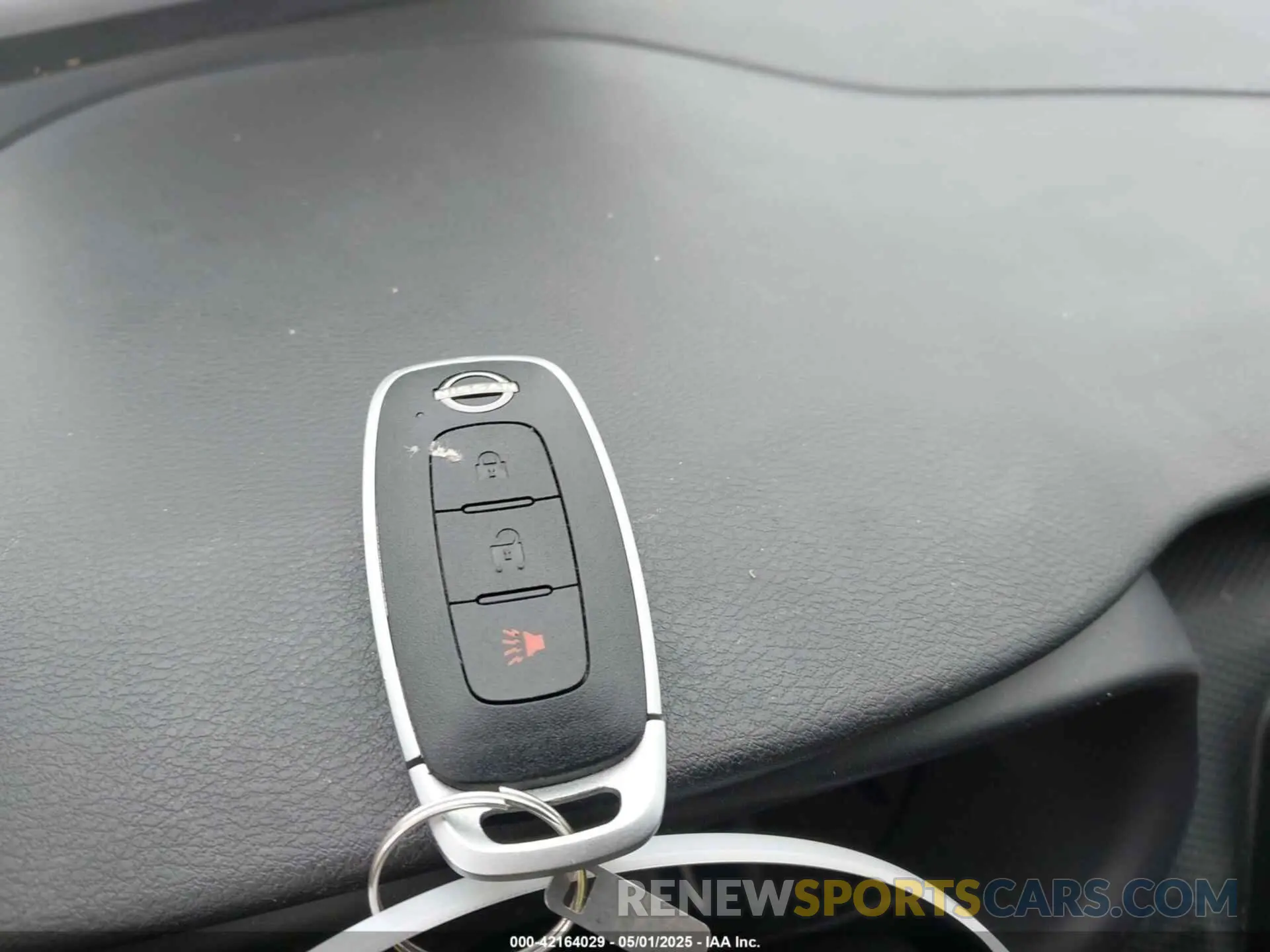 11 Photograph of a damaged car 3N1CP5BV8RL556350 NISSAN KICKS 2024