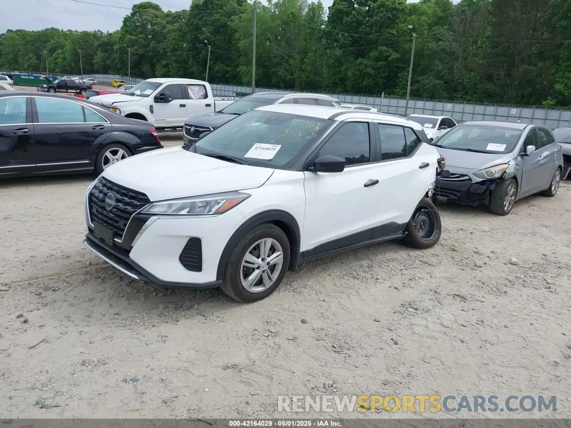 2 Photograph of a damaged car 3N1CP5BV8RL556350 NISSAN KICKS 2024