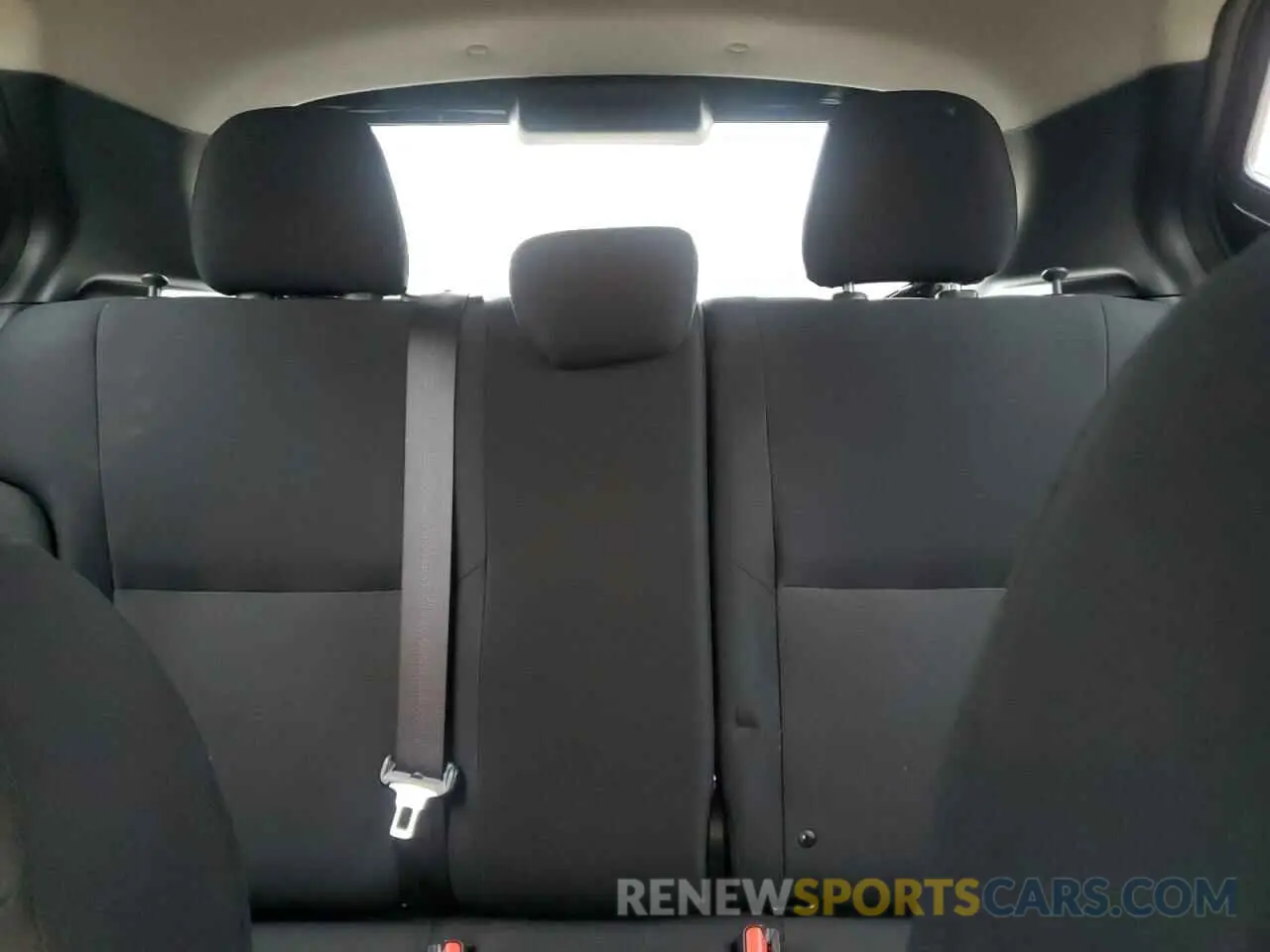 10 Photograph of a damaged car 3N1CP5BV8RL558261 NISSAN KICKS 2024