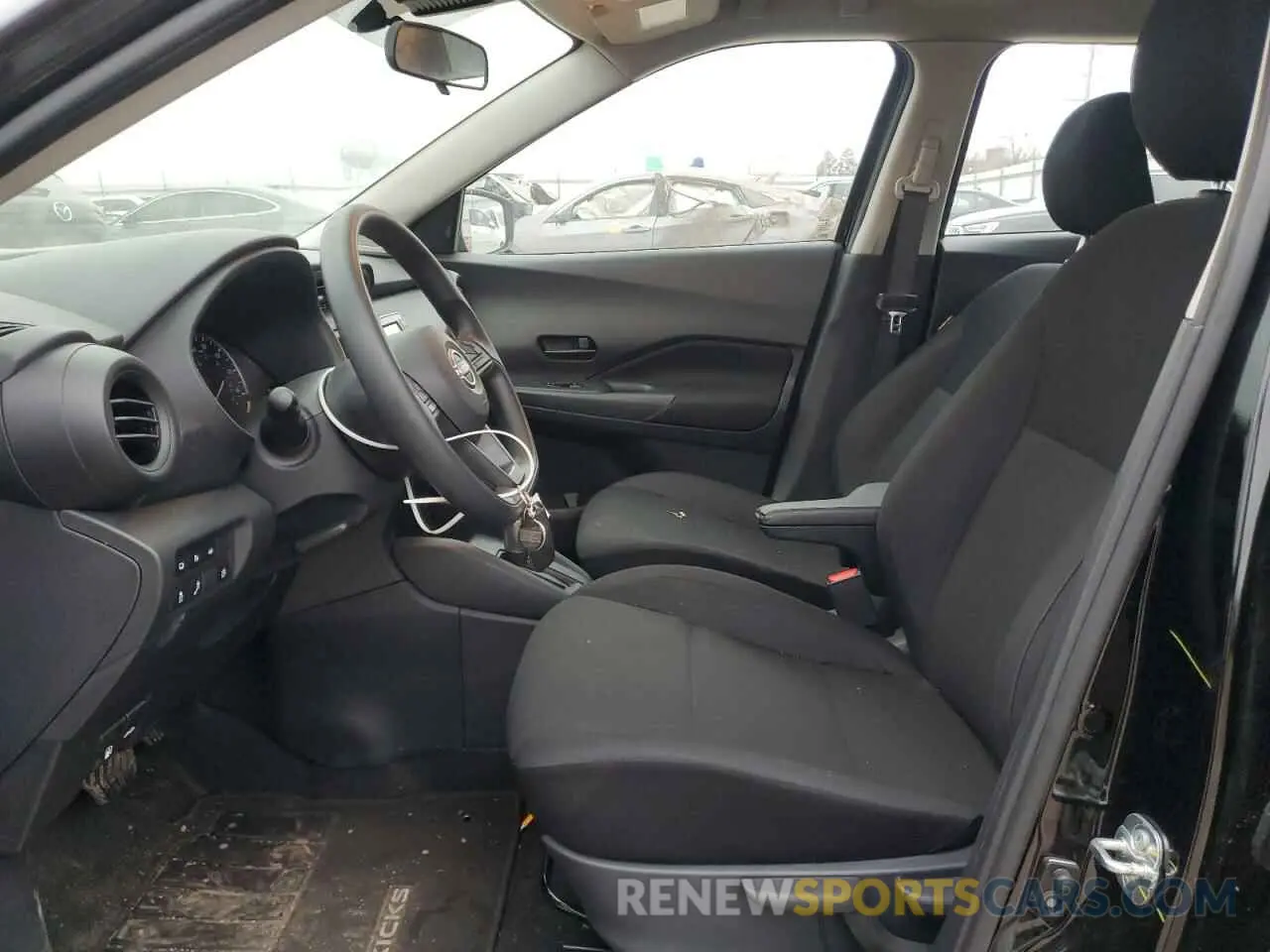 7 Photograph of a damaged car 3N1CP5BV8RL558261 NISSAN KICKS 2024