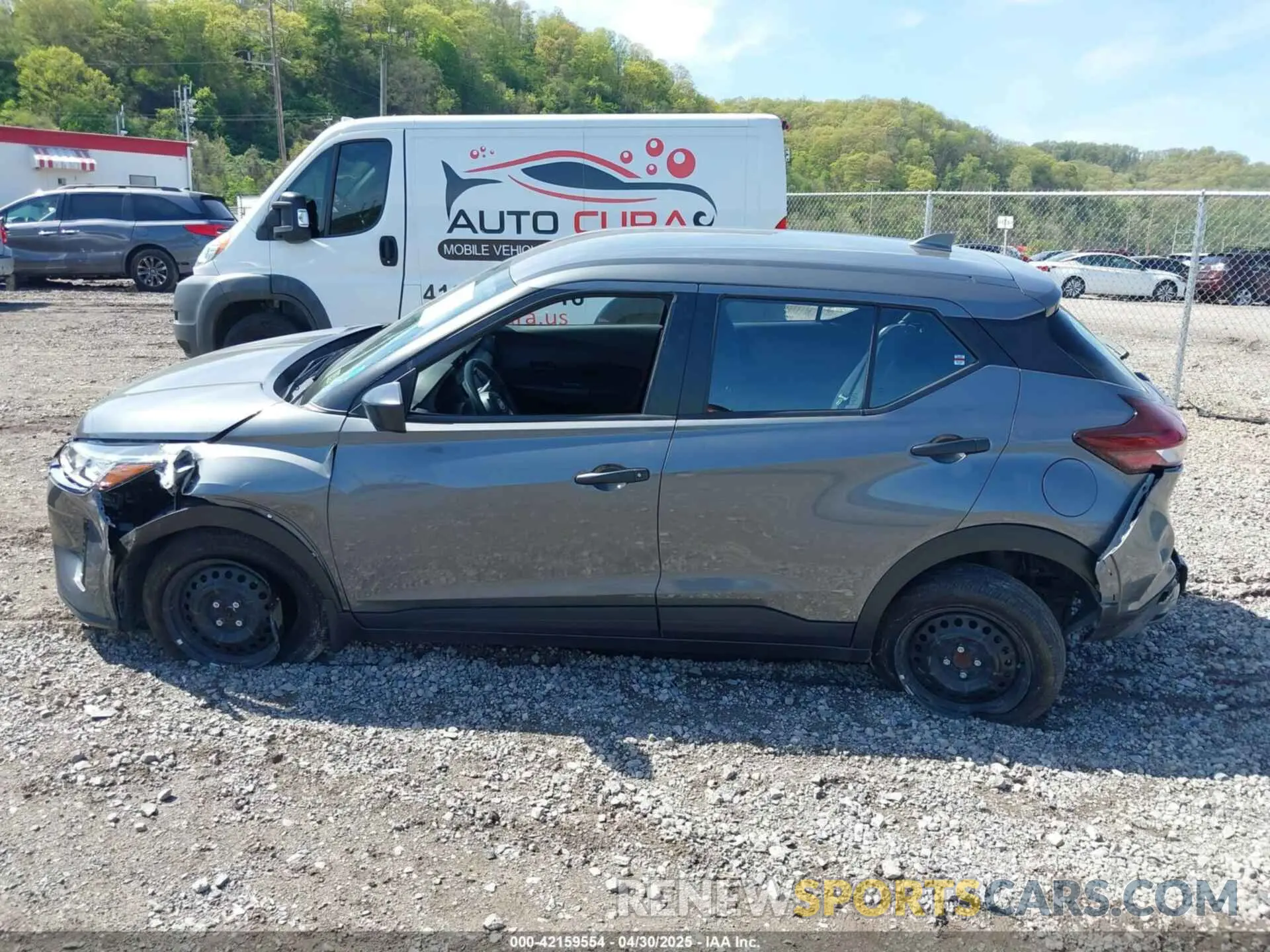 14 Photograph of a damaged car 3N1CP5BV8RL594029 NISSAN KICKS 2024