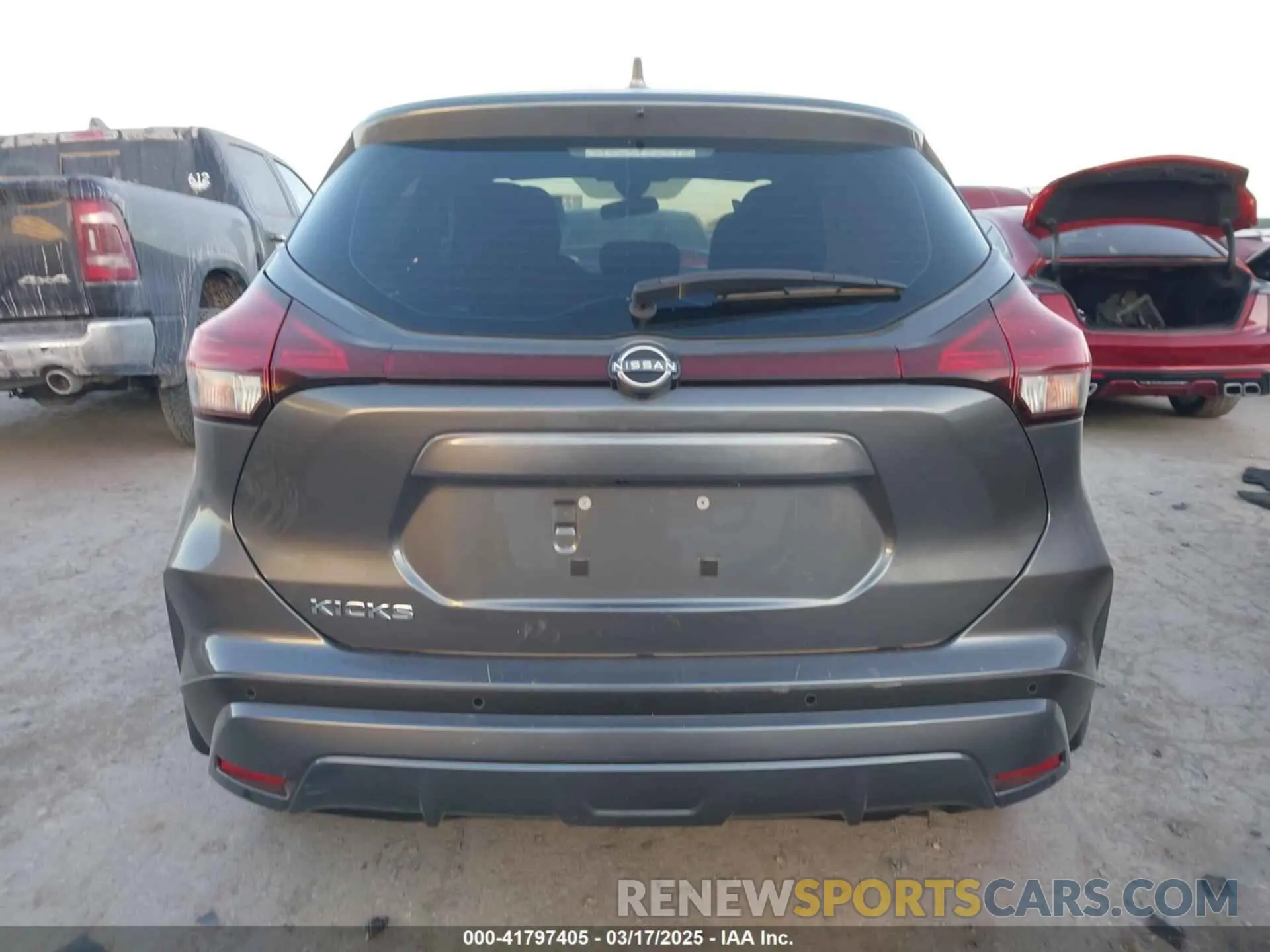 17 Photograph of a damaged car 3N1CP5BV8RL594399 NISSAN KICKS 2024