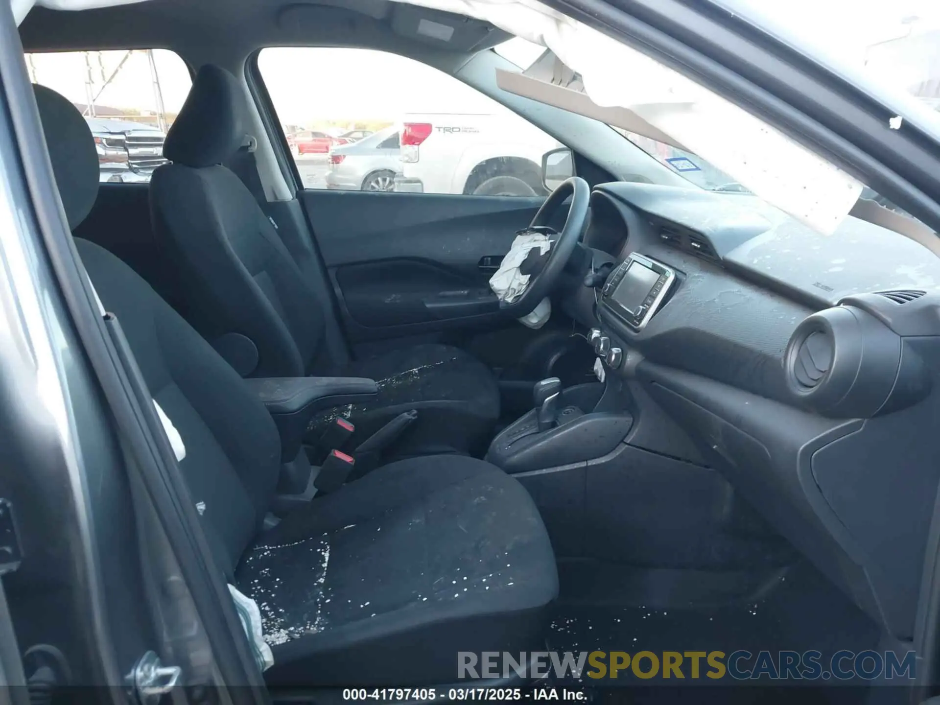 5 Photograph of a damaged car 3N1CP5BV8RL594399 NISSAN KICKS 2024
