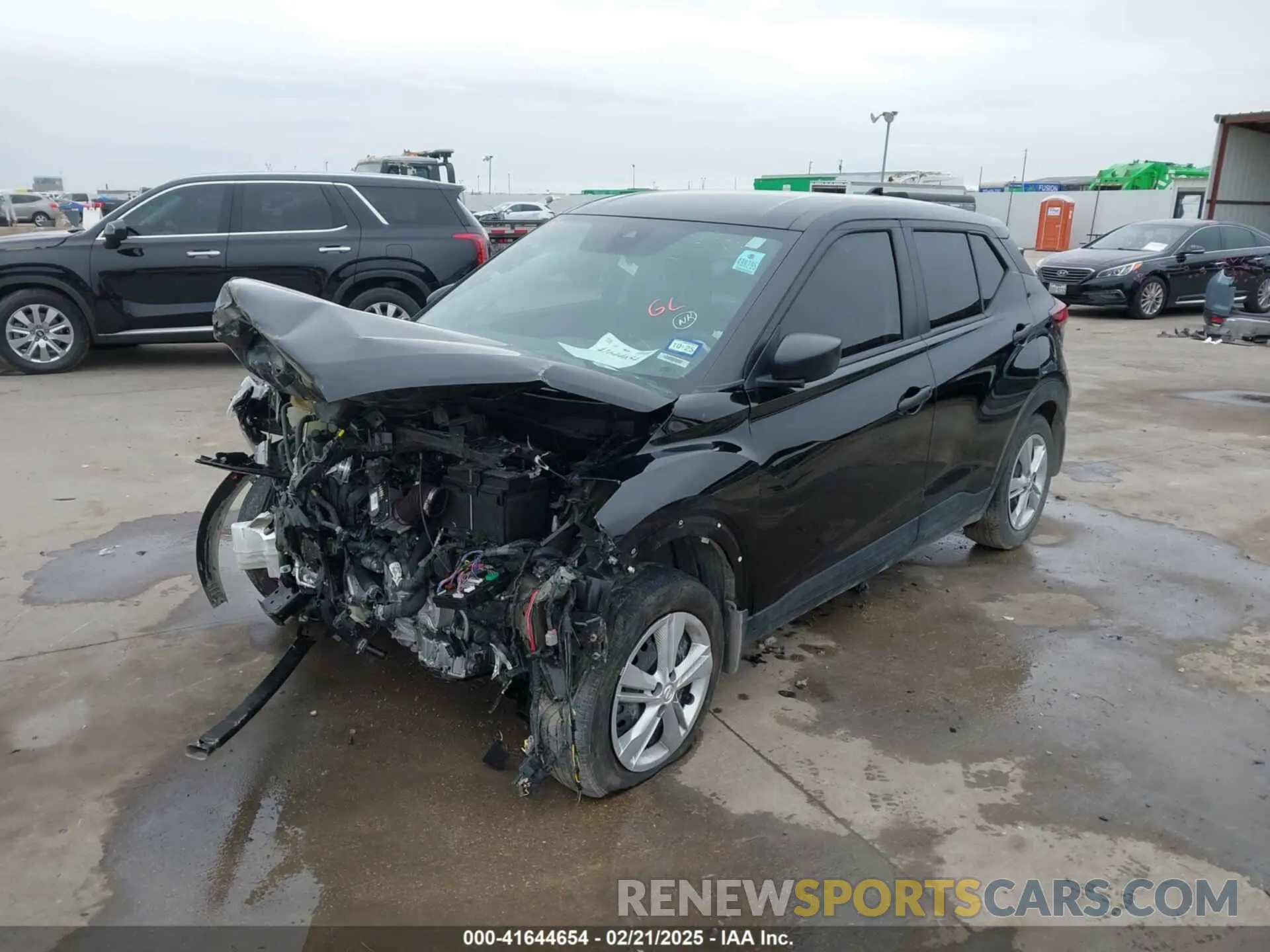2 Photograph of a damaged car 3N1CP5BV9RL477611 NISSAN KICKS 2024