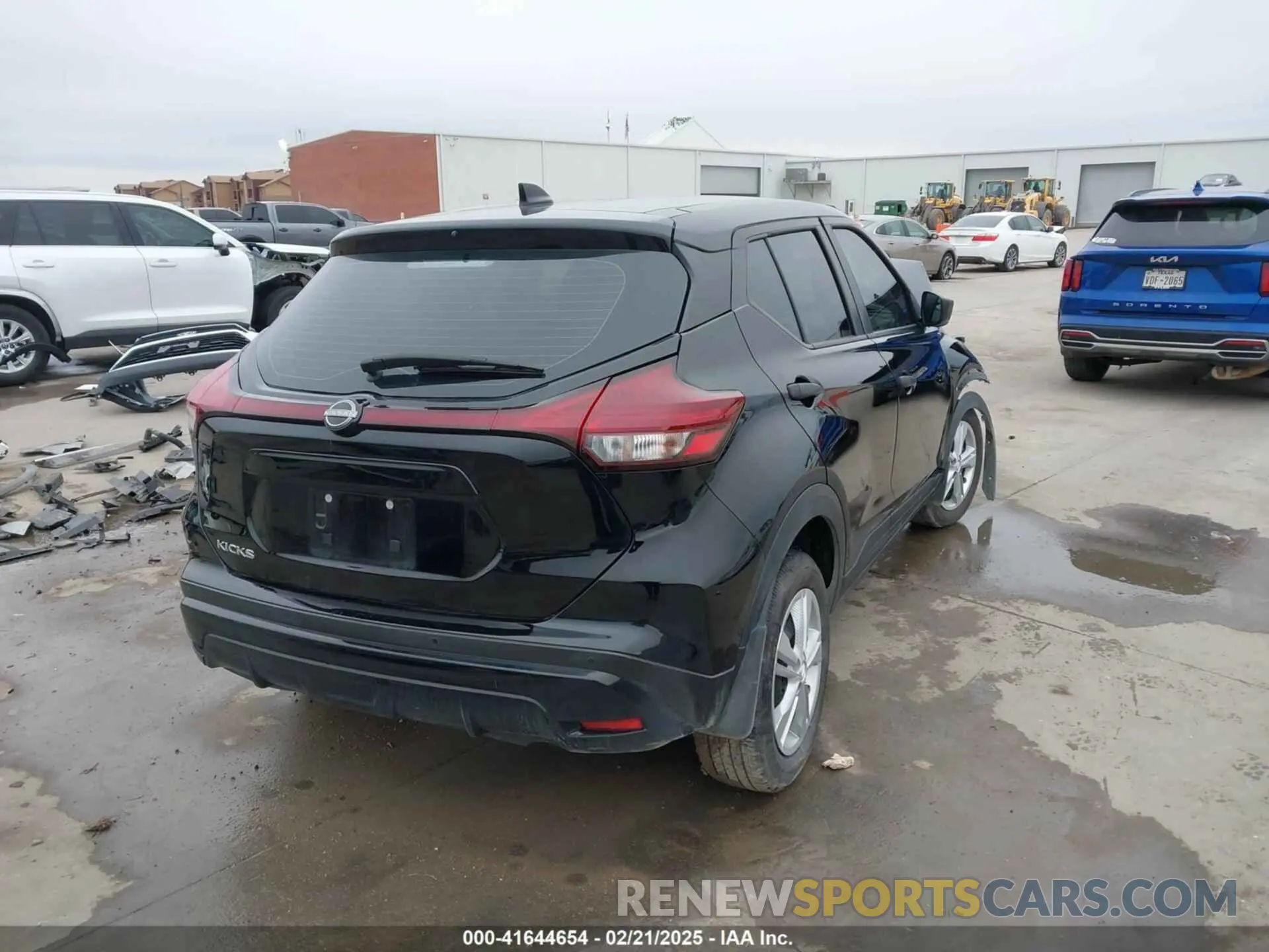 4 Photograph of a damaged car 3N1CP5BV9RL477611 NISSAN KICKS 2024