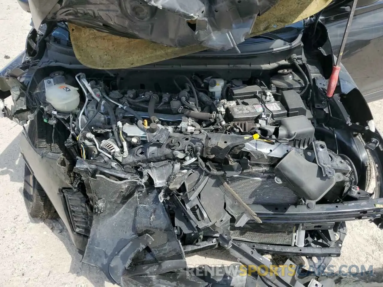 14 Photograph of a damaged car 3N1CP5BV9RL500157 NISSAN KICKS 2024