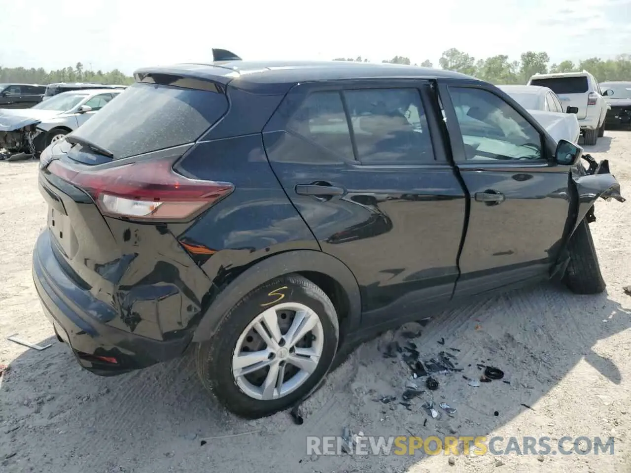 3 Photograph of a damaged car 3N1CP5BV9RL500157 NISSAN KICKS 2024