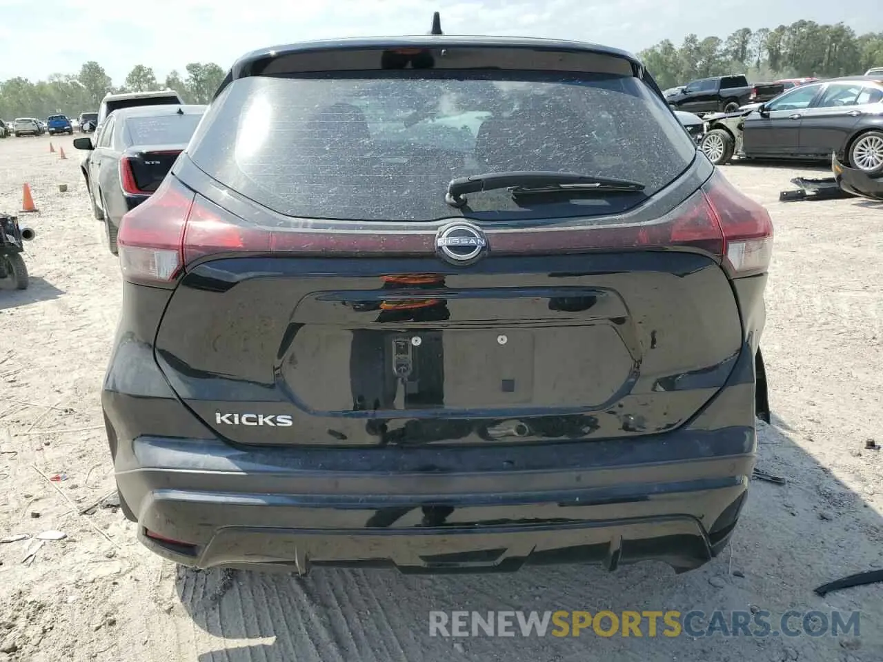 6 Photograph of a damaged car 3N1CP5BV9RL500157 NISSAN KICKS 2024