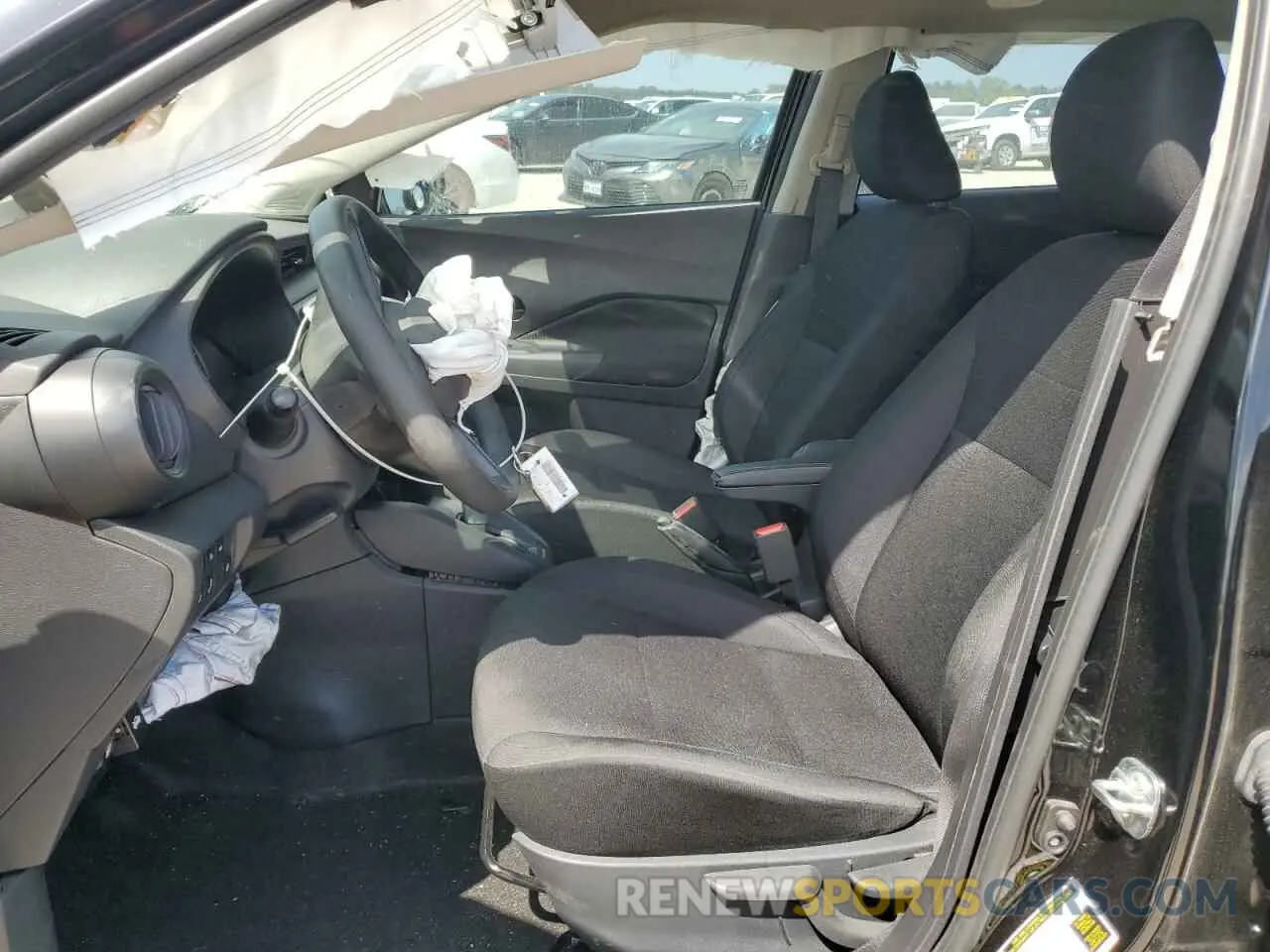 7 Photograph of a damaged car 3N1CP5BV9RL500157 NISSAN KICKS 2024