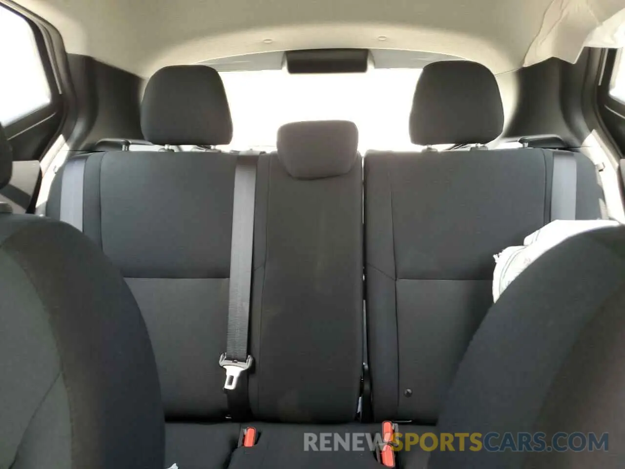 10 Photograph of a damaged car 3N1CP5BV9RL505875 NISSAN KICKS 2024