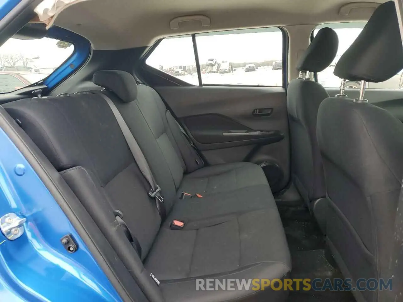 11 Photograph of a damaged car 3N1CP5BV9RL519842 NISSAN KICKS 2024