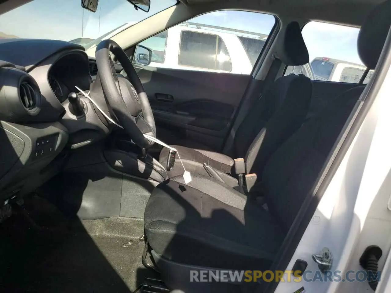 7 Photograph of a damaged car 3N1CP5BV9RL532400 NISSAN KICKS 2024