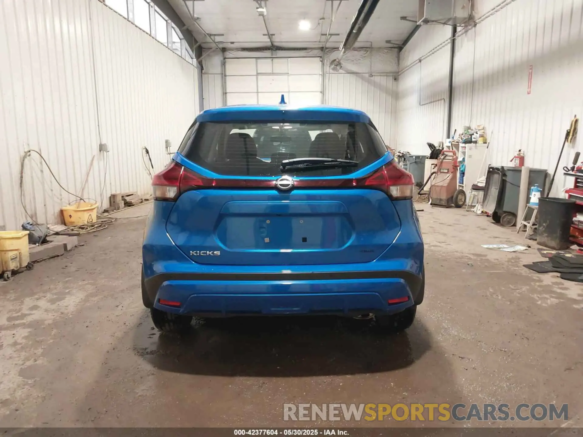 16 Photograph of a damaged car 3N1CP5BV9RL535832 NISSAN KICKS 2024
