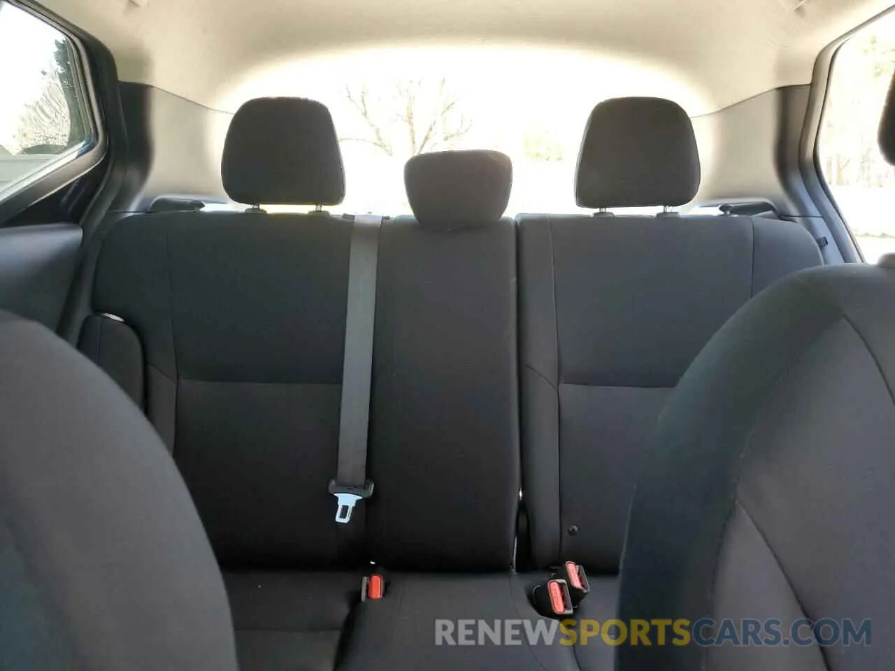 10 Photograph of a damaged car 3N1CP5BV9RL565865 NISSAN KICKS 2024
