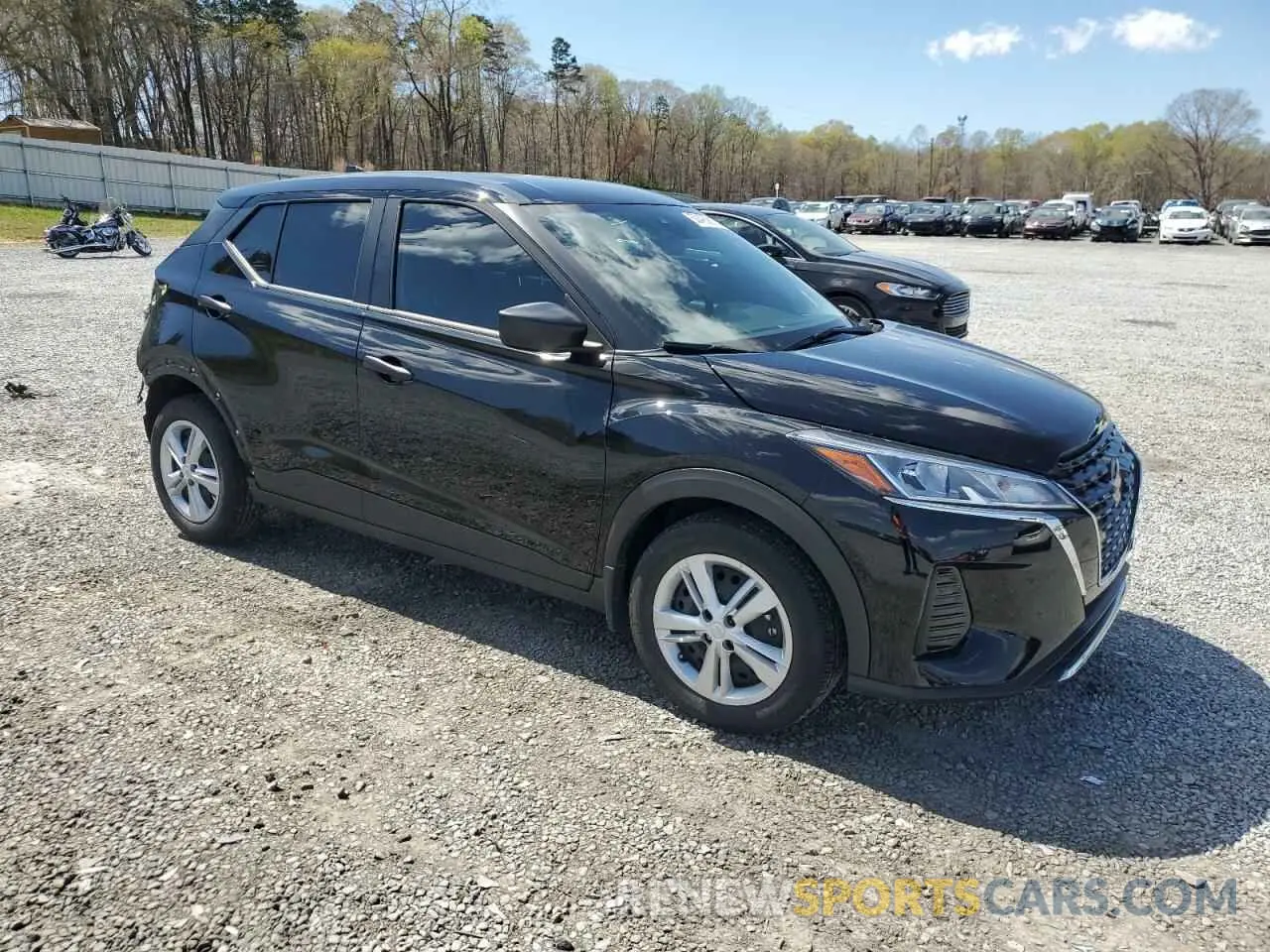 4 Photograph of a damaged car 3N1CP5BV9RL565865 NISSAN KICKS 2024