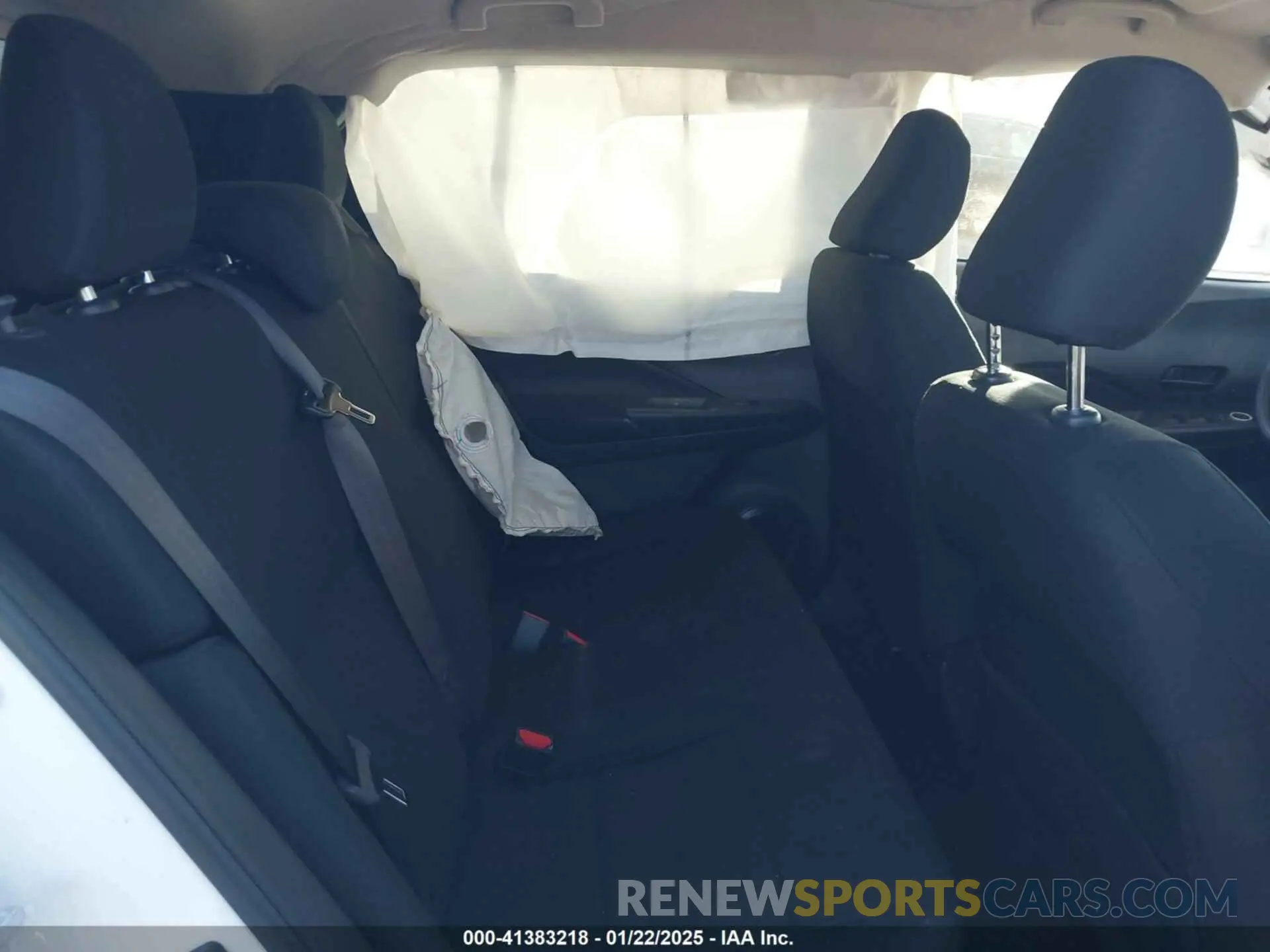 8 Photograph of a damaged car 3N1CP5BV9RL592080 NISSAN KICKS 2024