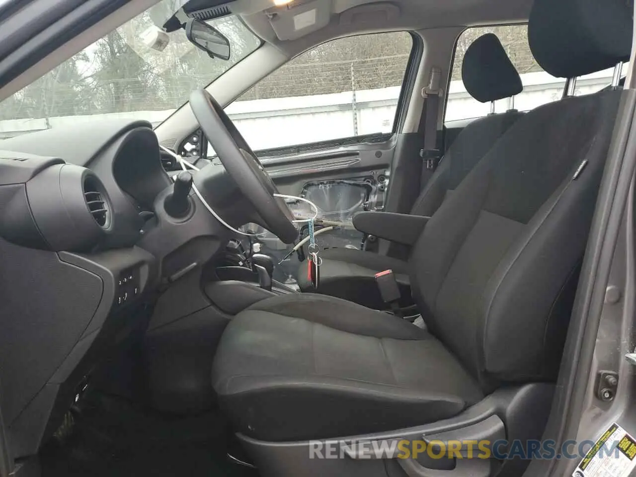 7 Photograph of a damaged car 3N1CP5BVXRL490884 NISSAN KICKS 2024