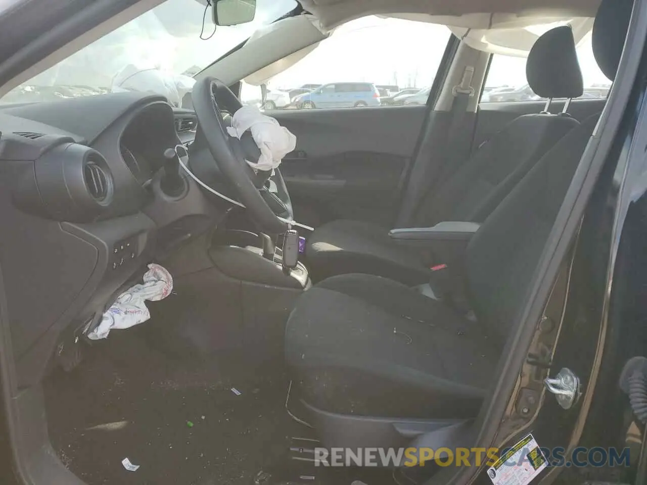 7 Photograph of a damaged car 3N1CP5BVXRL518036 NISSAN KICKS 2024