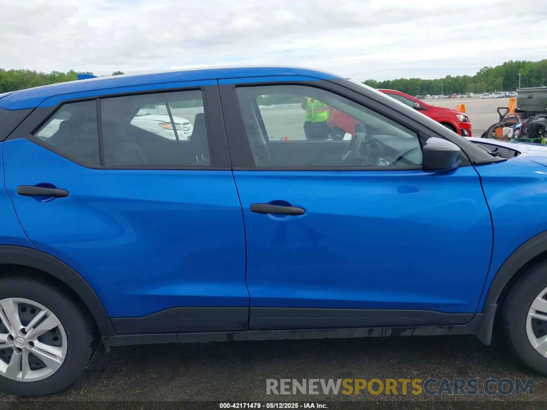 13 Photograph of a damaged car 3N1CP5BVXRL547830 NISSAN KICKS 2024