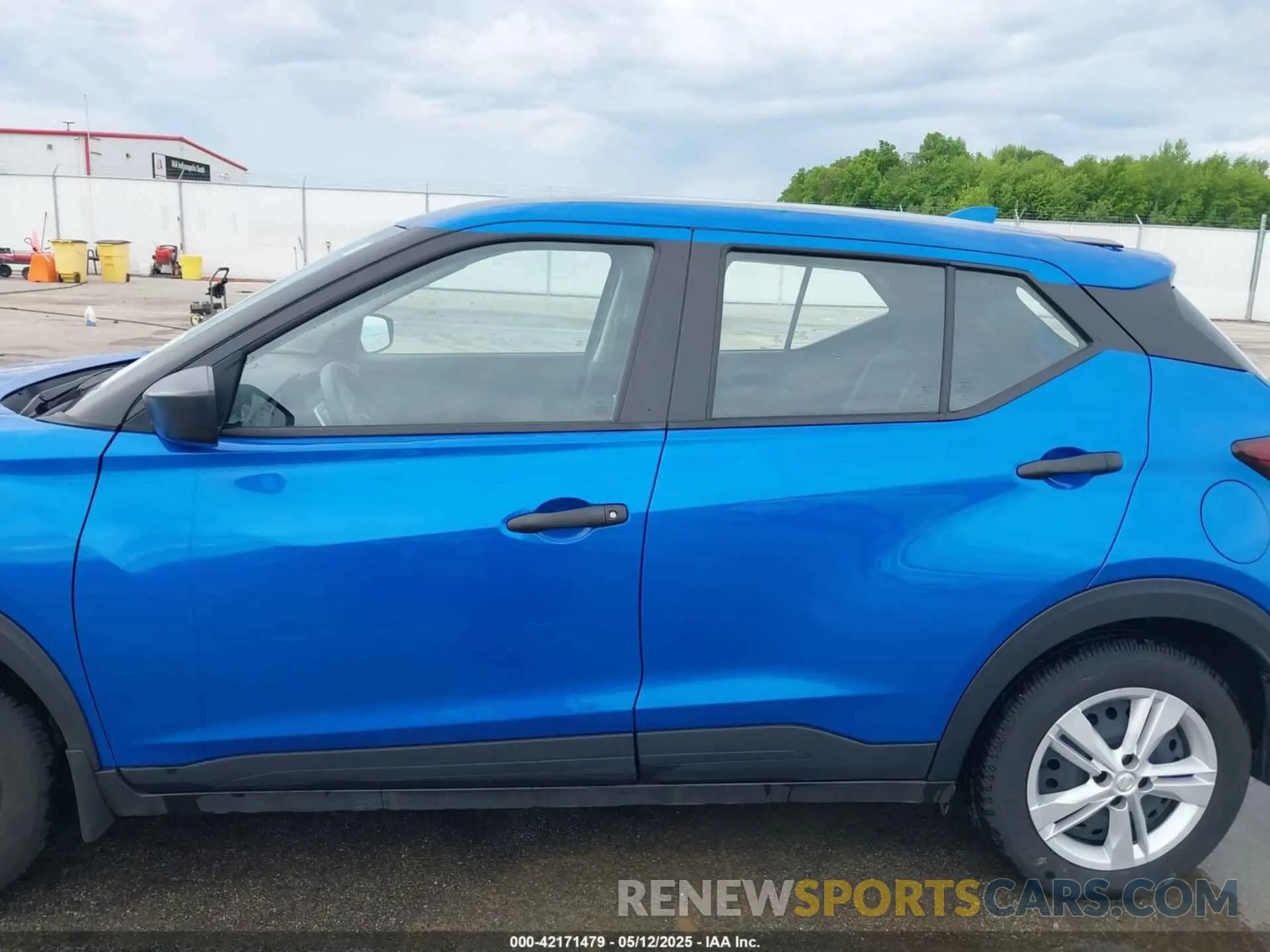 14 Photograph of a damaged car 3N1CP5BVXRL547830 NISSAN KICKS 2024