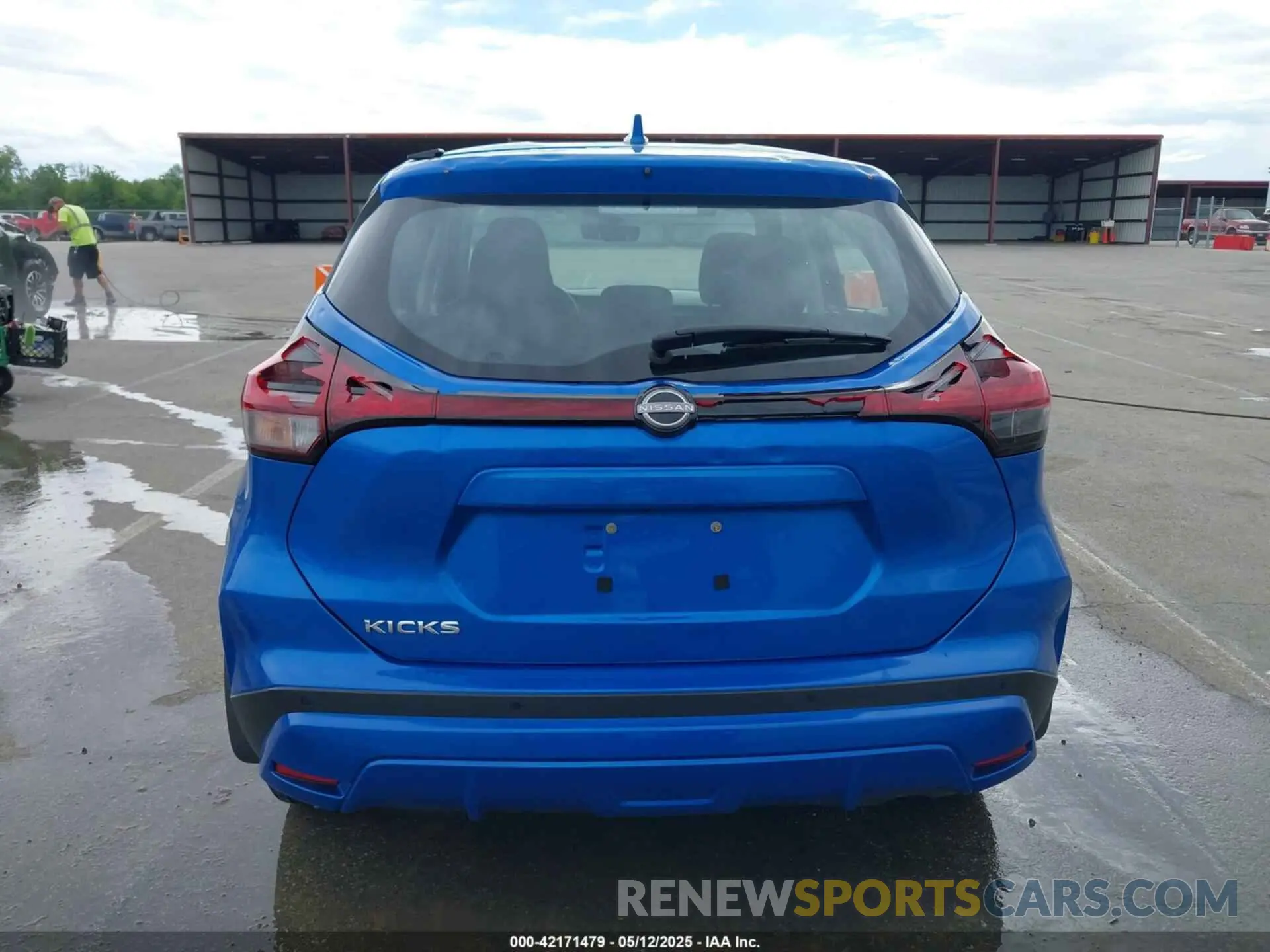 16 Photograph of a damaged car 3N1CP5BVXRL547830 NISSAN KICKS 2024