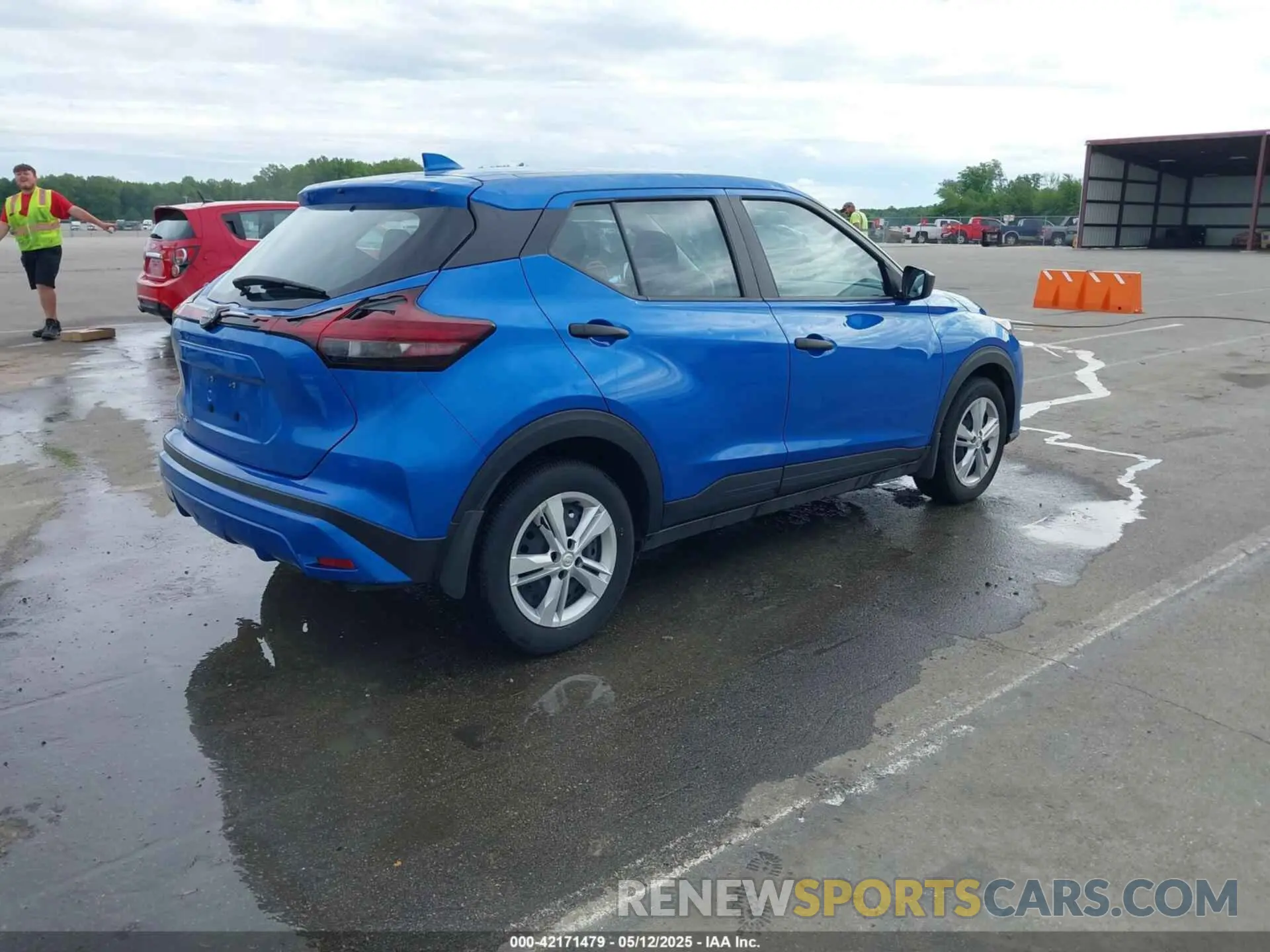 4 Photograph of a damaged car 3N1CP5BVXRL547830 NISSAN KICKS 2024