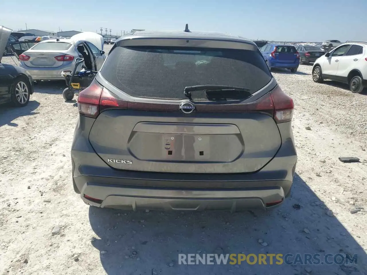6 Photograph of a damaged car 3N1CP5BVXRL552798 NISSAN KICKS 2024
