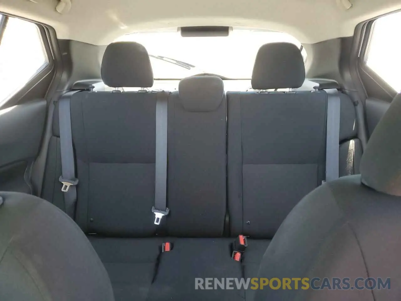 10 Photograph of a damaged car 3N1CP5BVXRL593075 NISSAN KICKS 2024