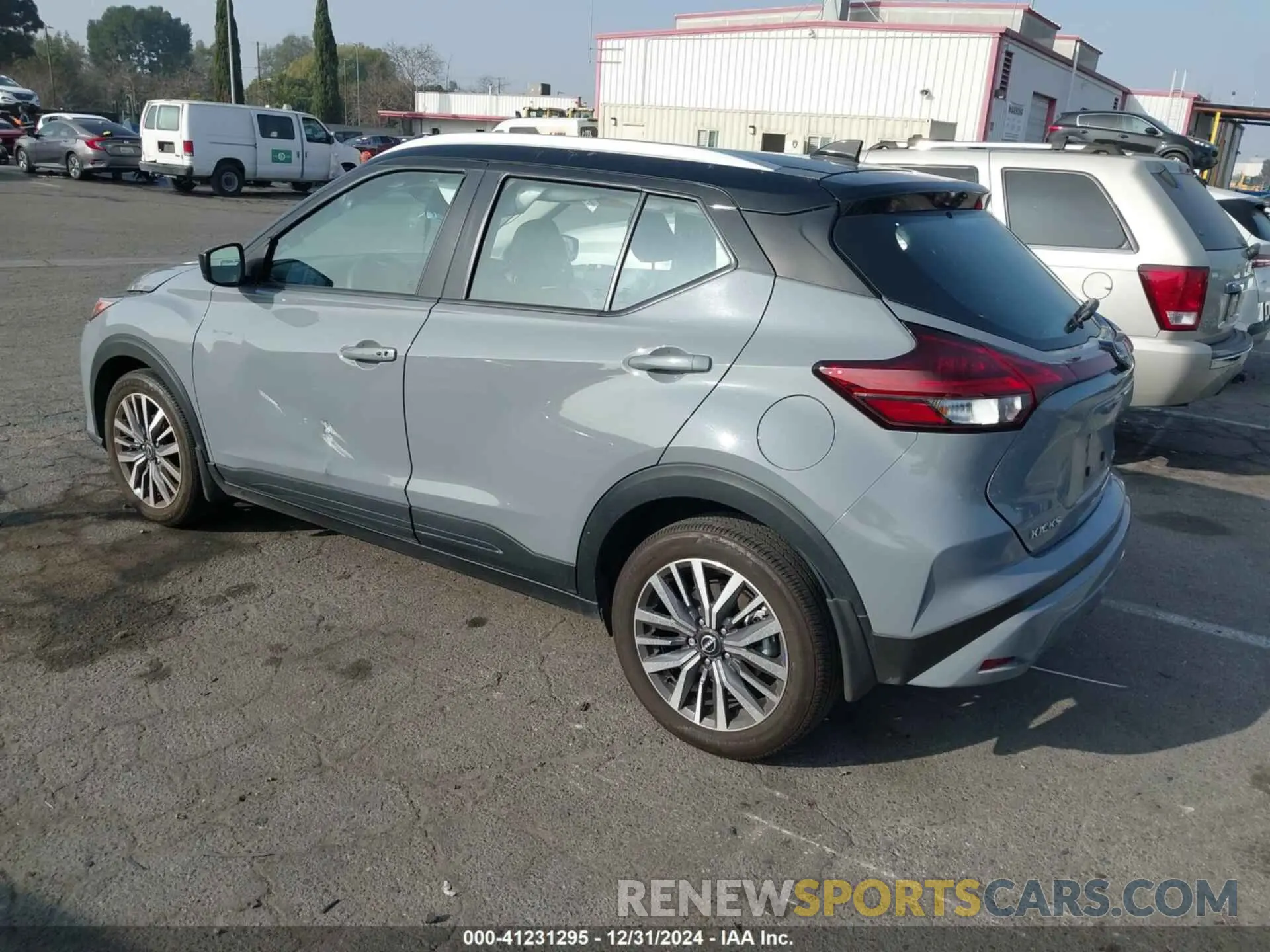 3 Photograph of a damaged car 3N1CP5CV0RL513880 NISSAN KICKS 2024