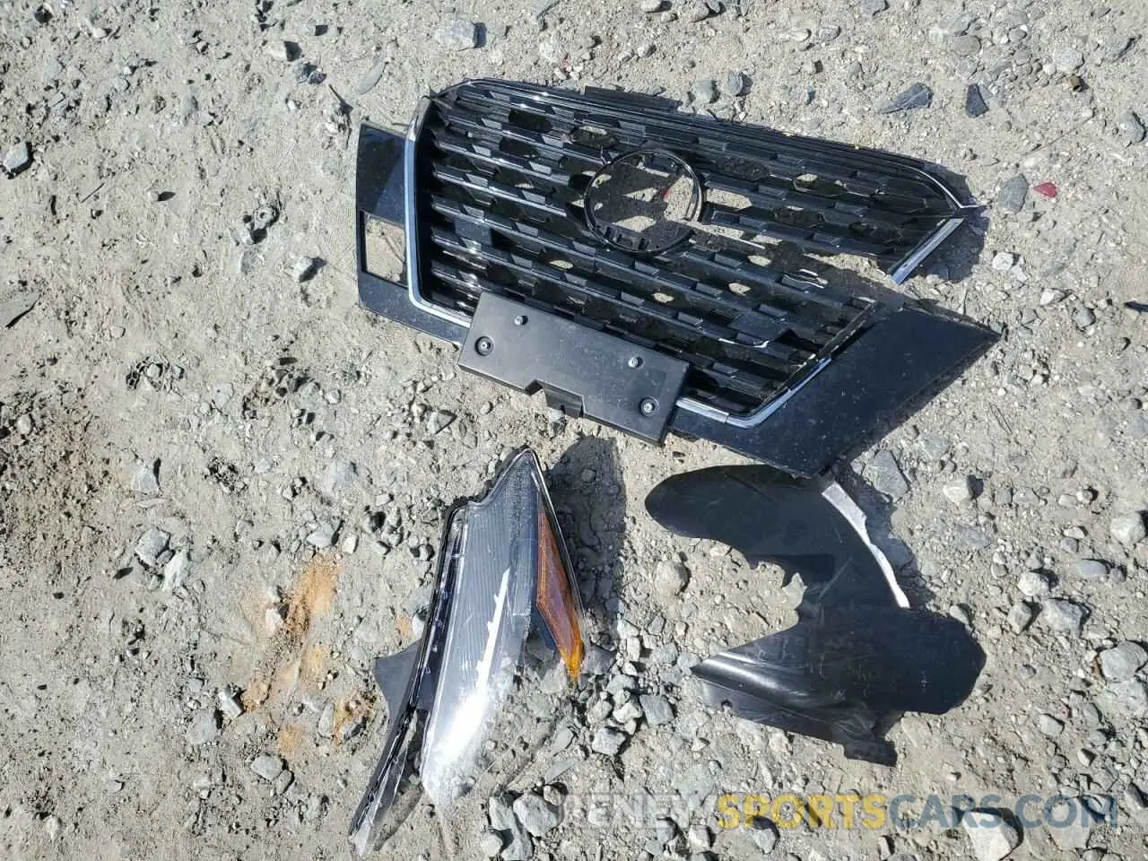 15 Photograph of a damaged car 3N1CP5CV0RL525379 NISSAN KICKS 2024