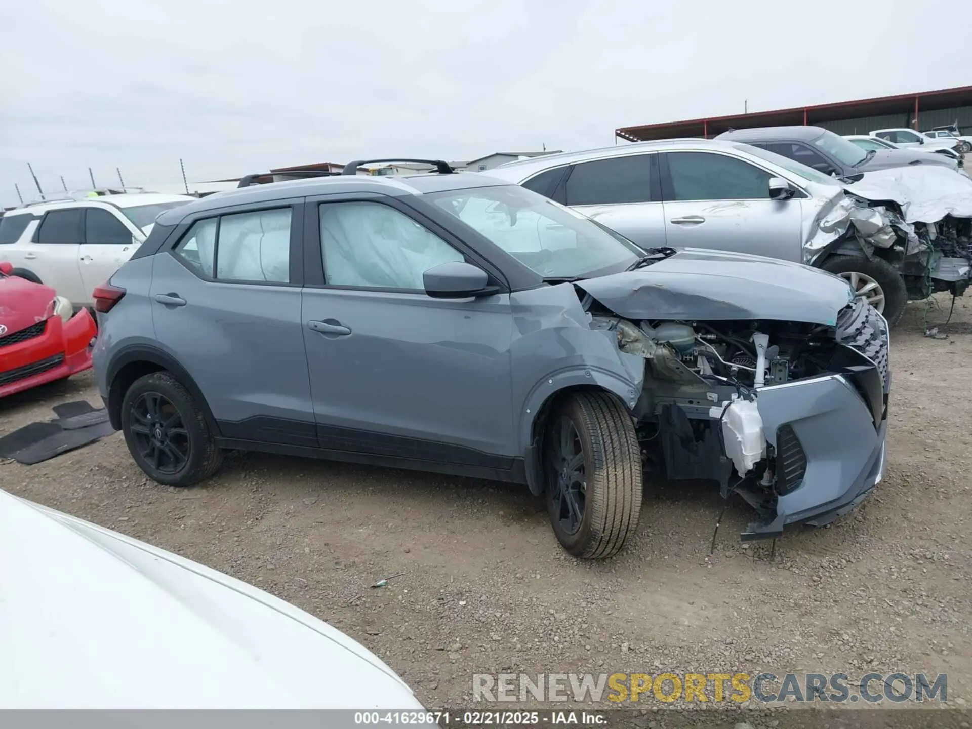 14 Photograph of a damaged car 3N1CP5CV0RL539959 NISSAN KICKS 2024