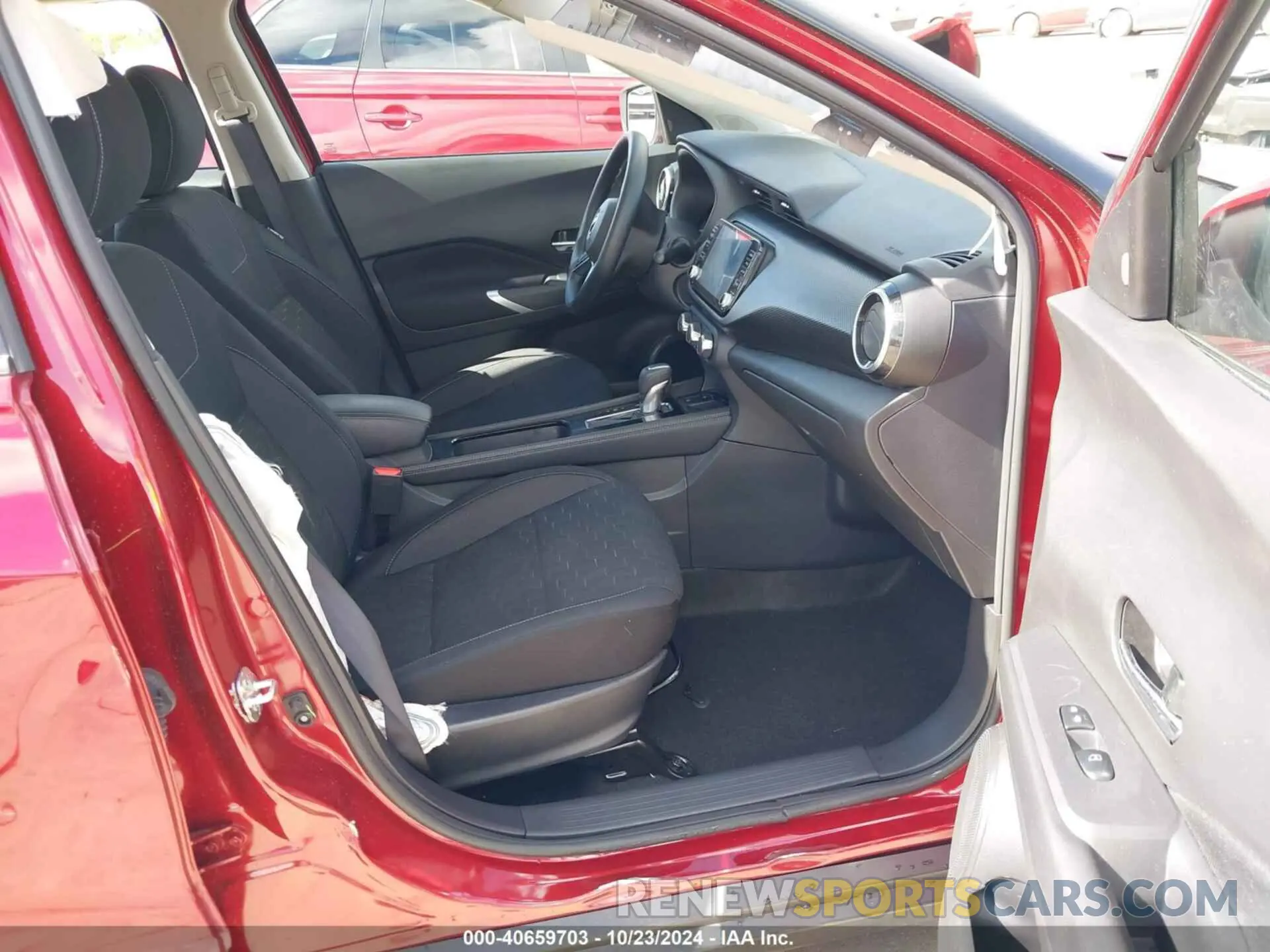 5 Photograph of a damaged car 3N1CP5CV0RL543512 NISSAN KICKS 2024