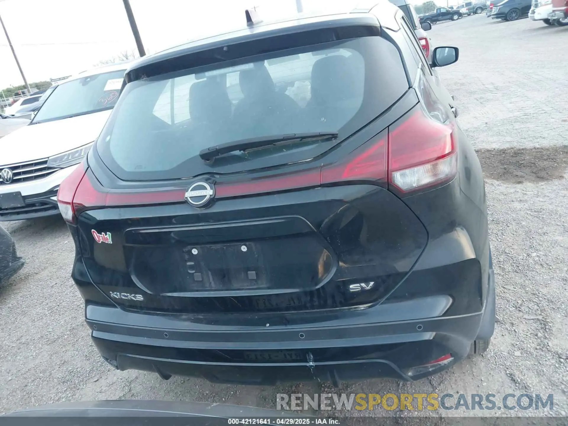 16 Photograph of a damaged car 3N1CP5CV0RL561010 NISSAN KICKS 2024