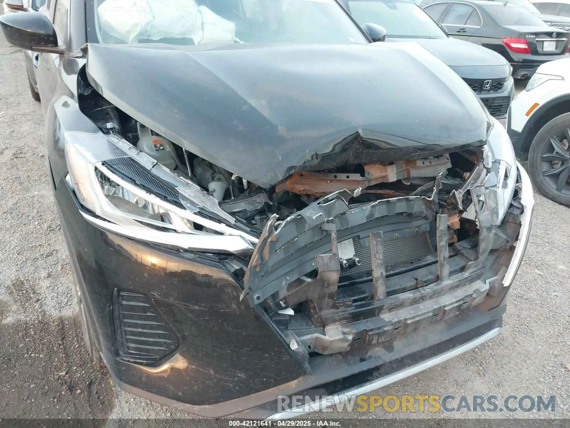 6 Photograph of a damaged car 3N1CP5CV0RL561010 NISSAN KICKS 2024
